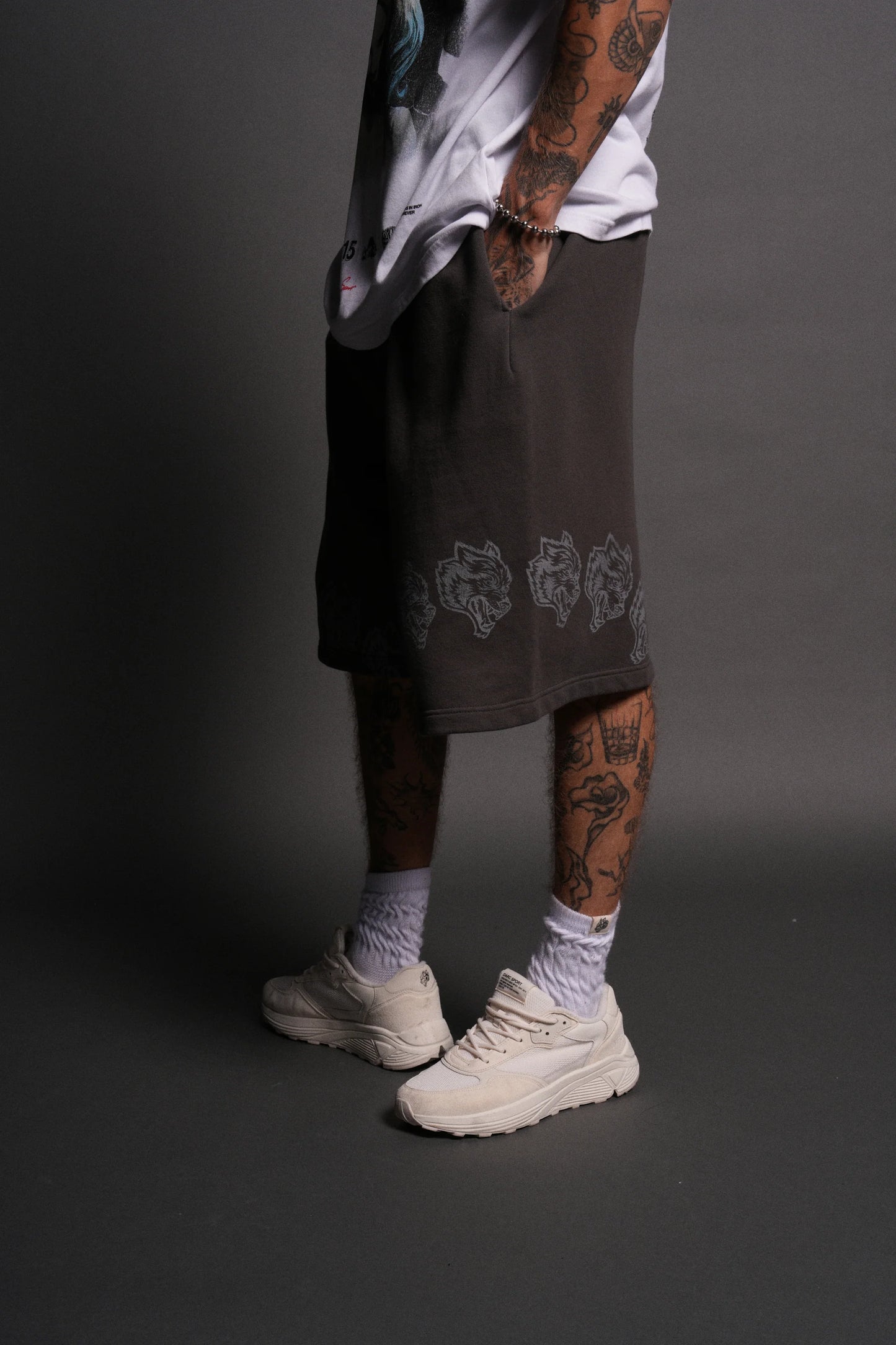 DS-0195 Only Wolves Oversized Osiris Sweat Shorts in Wolf Gray