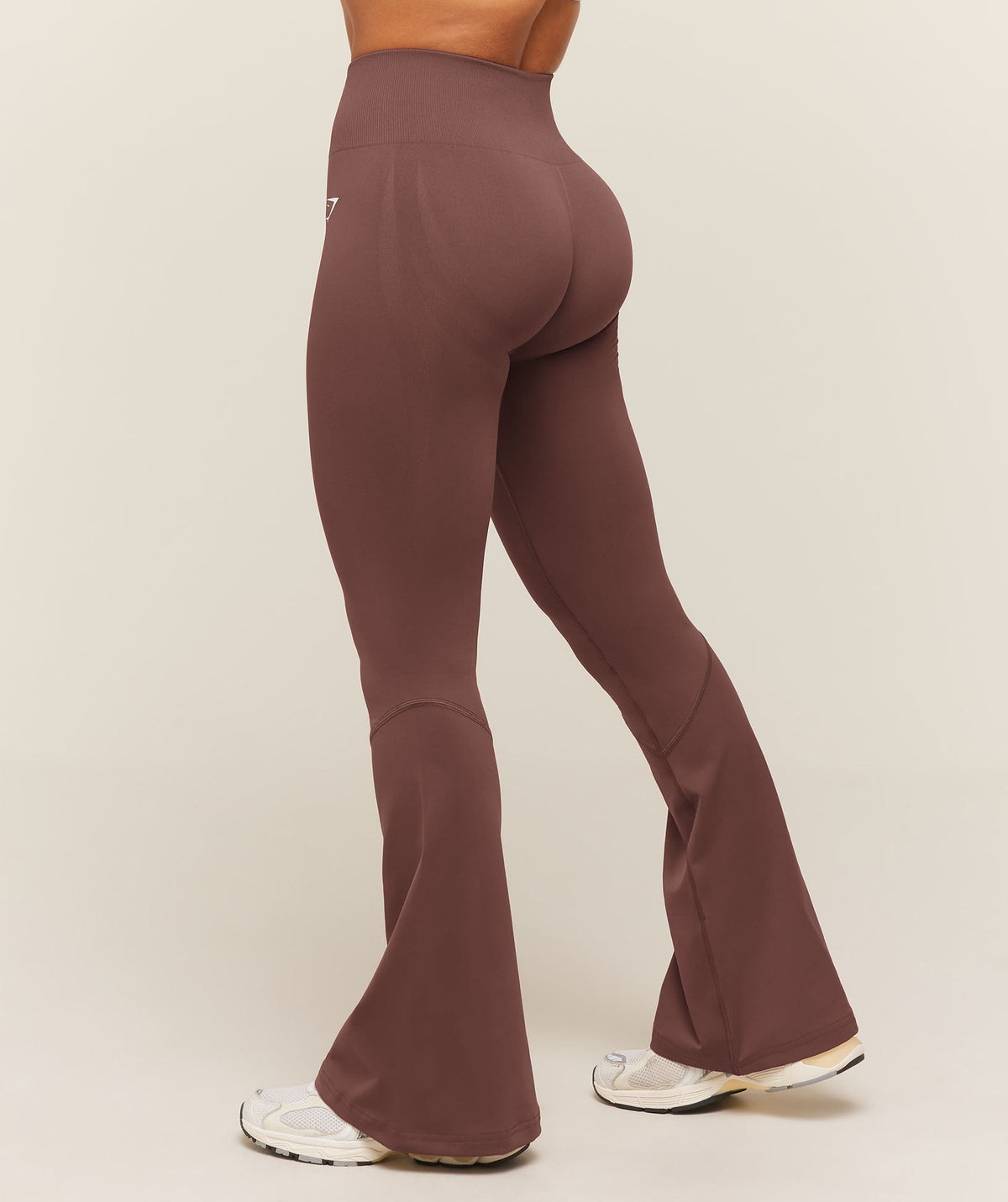 GSW-0073 Everyday Seamless Flared Legging 2.0 - Espresso Brown