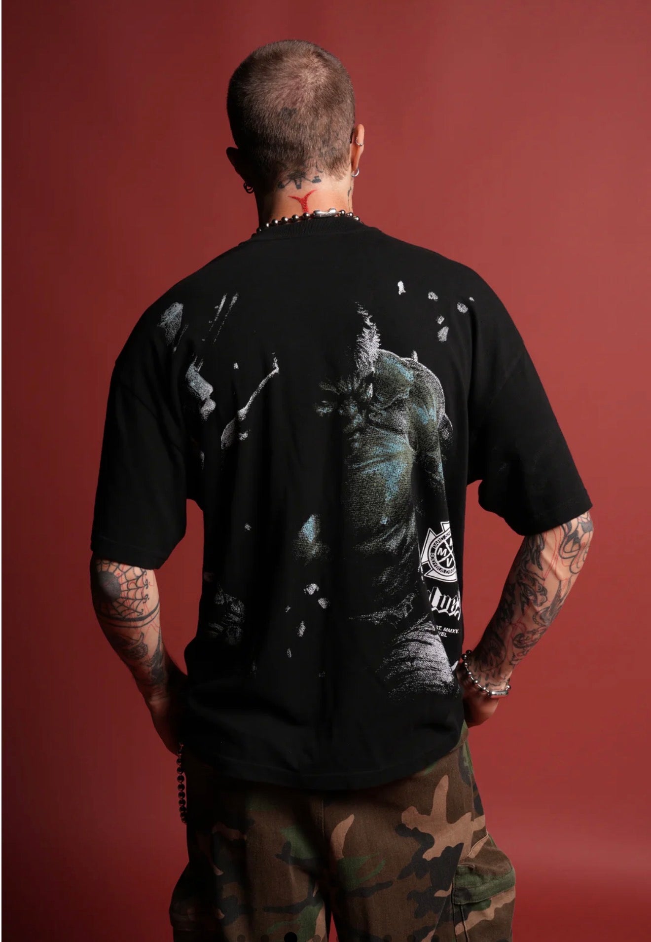DS-0246 HULK CLASH SIDE-BY-SIDE SERIES PREMIUM OVERSIZED TEE IN BLACK