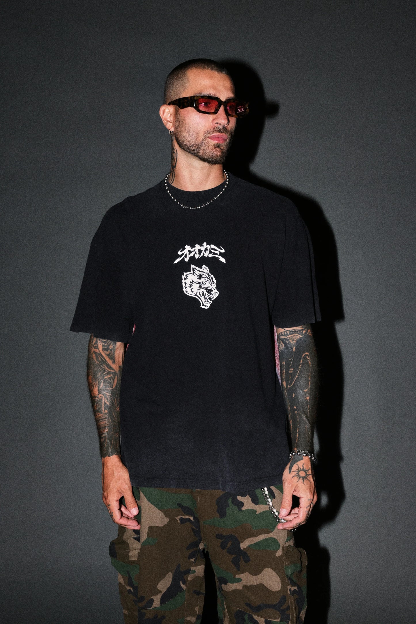 DS-0314 OUR CODE PREMIUM OVERSIZED TEE IN BLACK