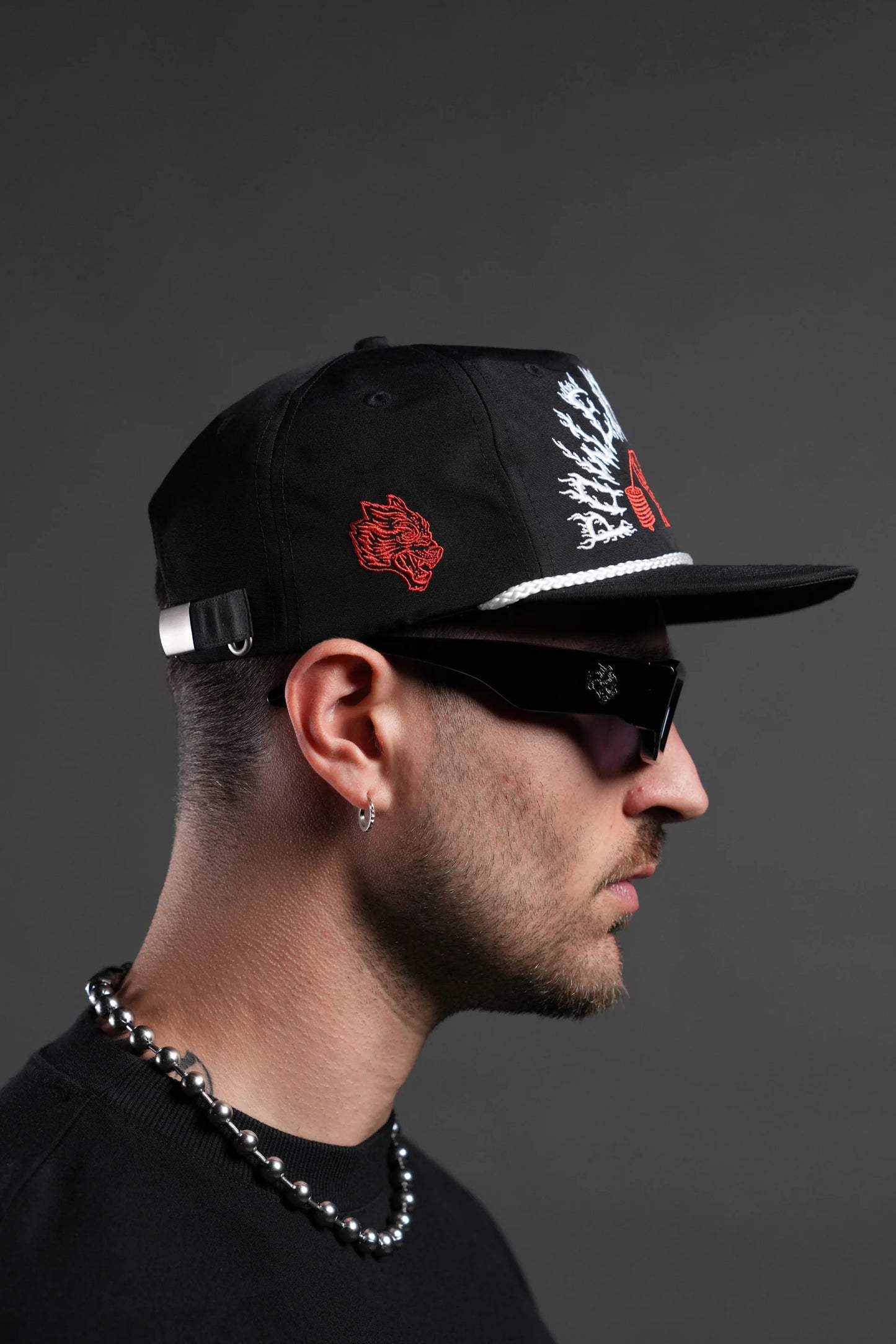 DSA-0010 Powerhouse Paradise Hat in Black