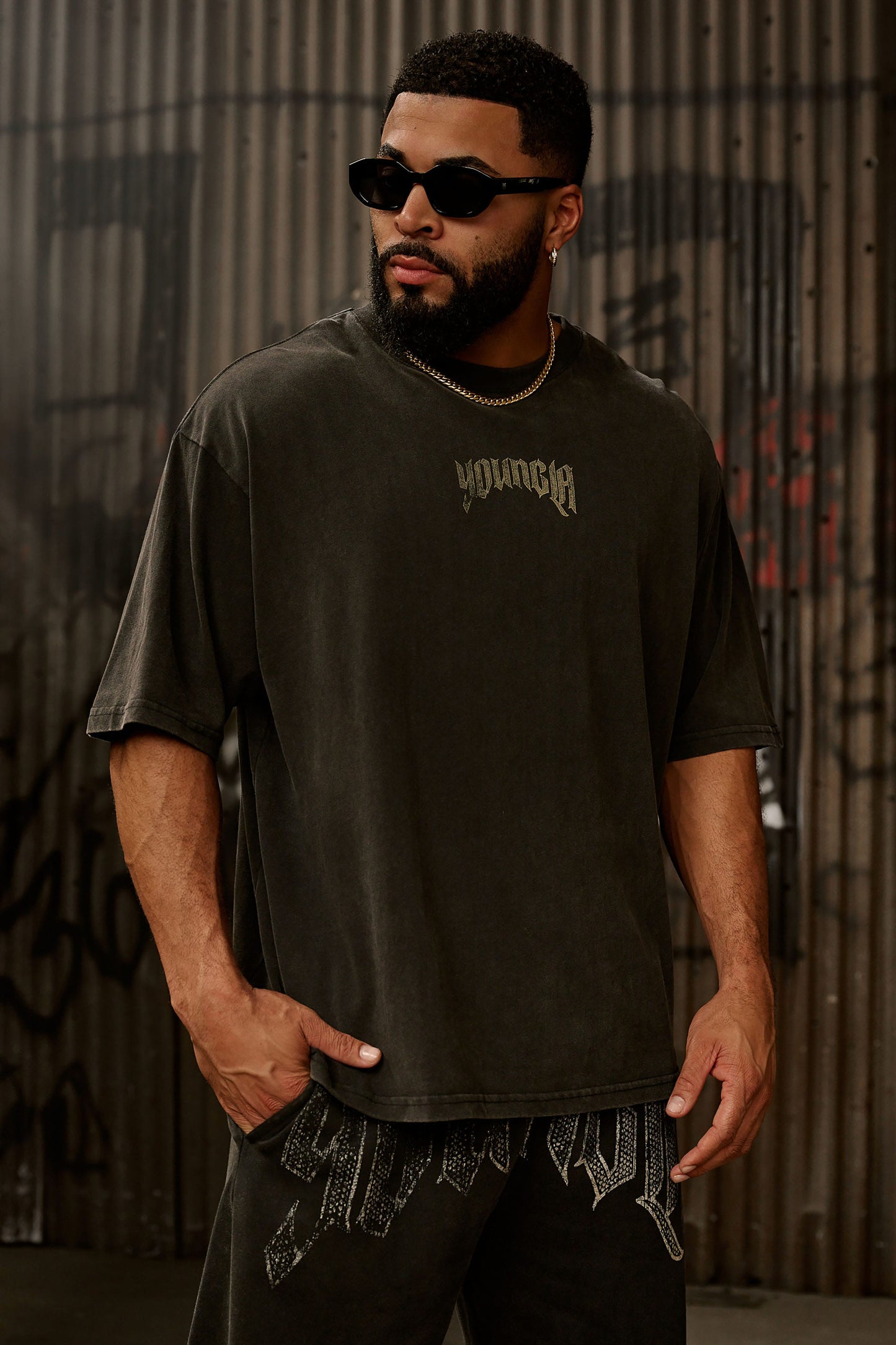 4135 - YLA x Axel - Spartan Tees - Black/Grey