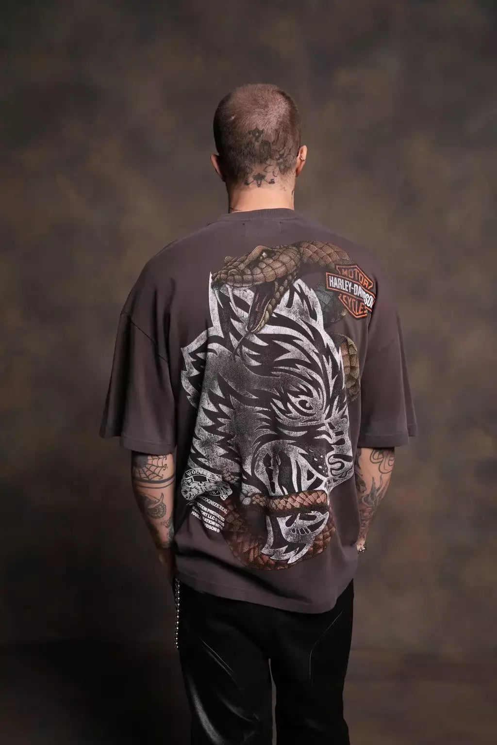 DS/HAR-0057 The Snake & The Wolf “Premium” Oversized Tee in Darc Brown Drift Wash