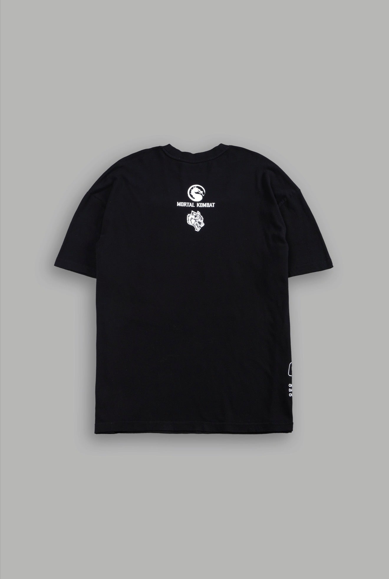 DS-0318 MILEENA "SIDE-BY-SIDE" TEE BOX IN BLACK (copia 2)