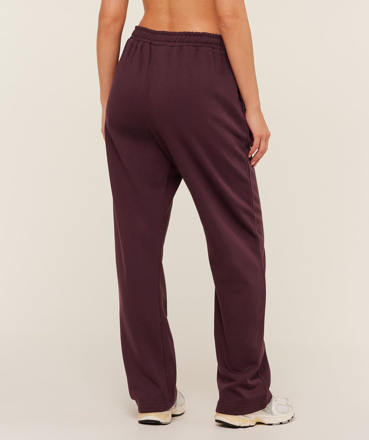 GSA-0152 - Training Fleece Straight Joggers - GS Cherry Purple