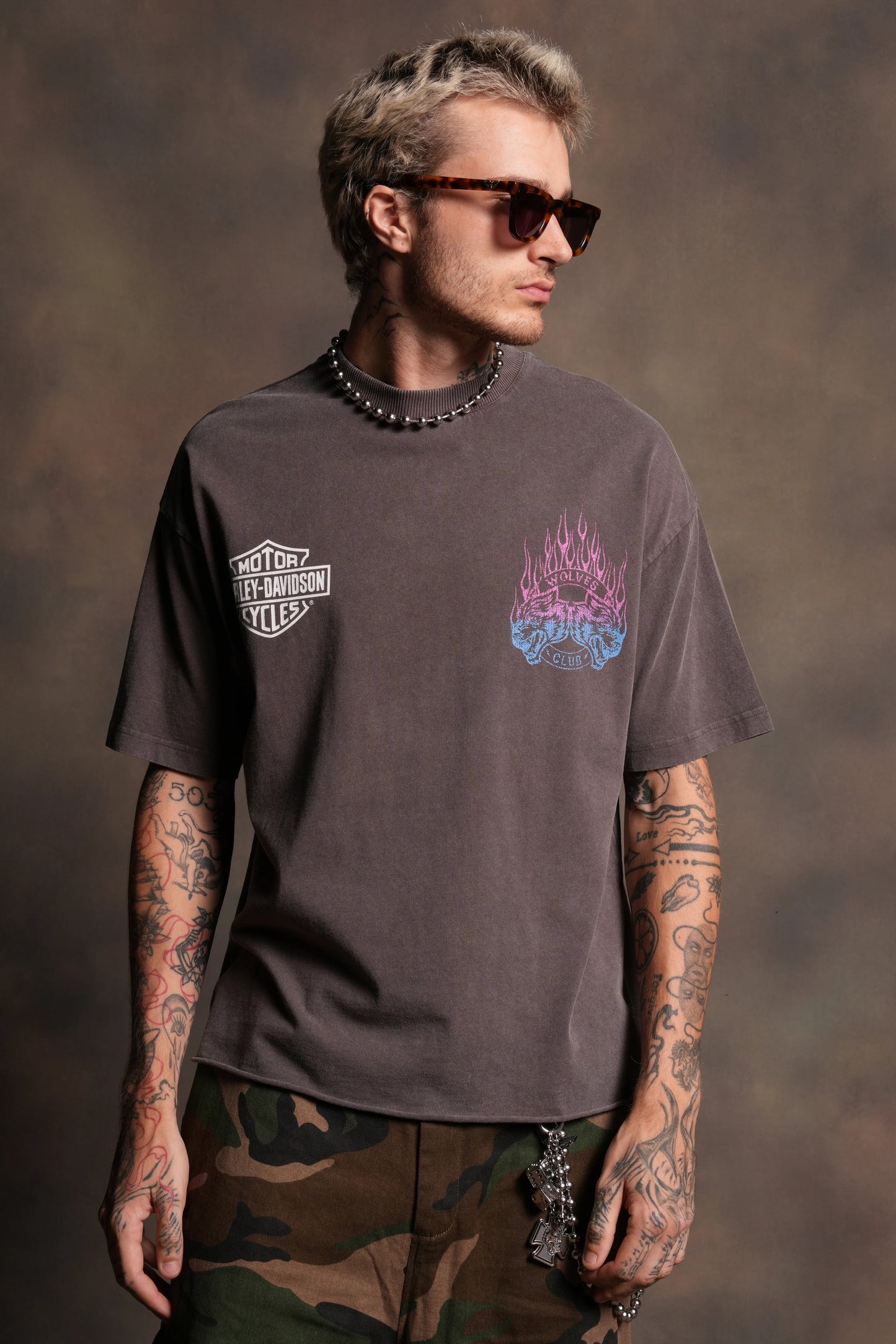 DS-0232 Rising Sun Grunge Mid Length Raw Hem Tee in Darc Brown