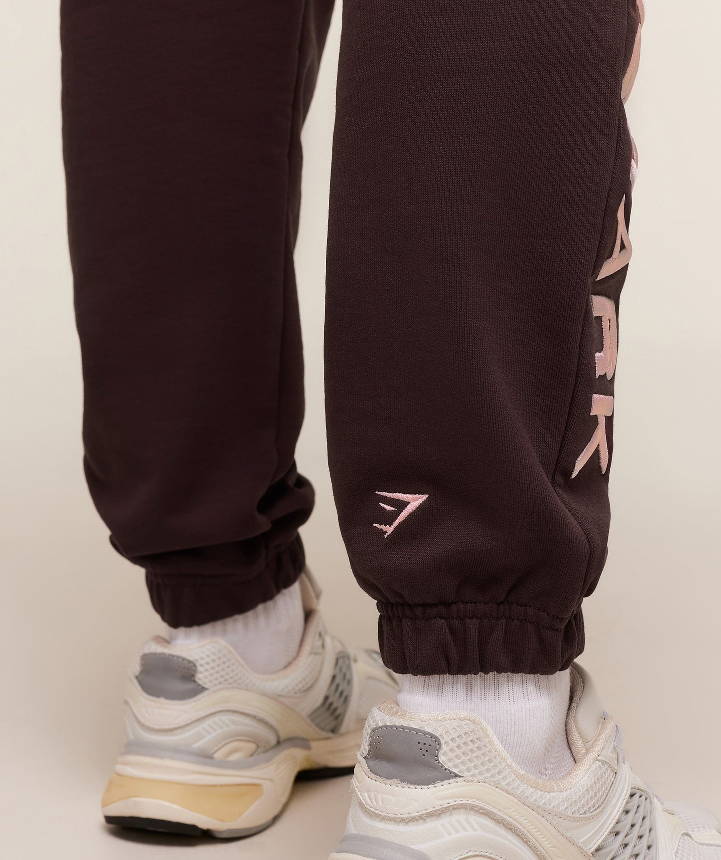GSW-1034 Embroidered Logo Joggers - Cherry Purple
