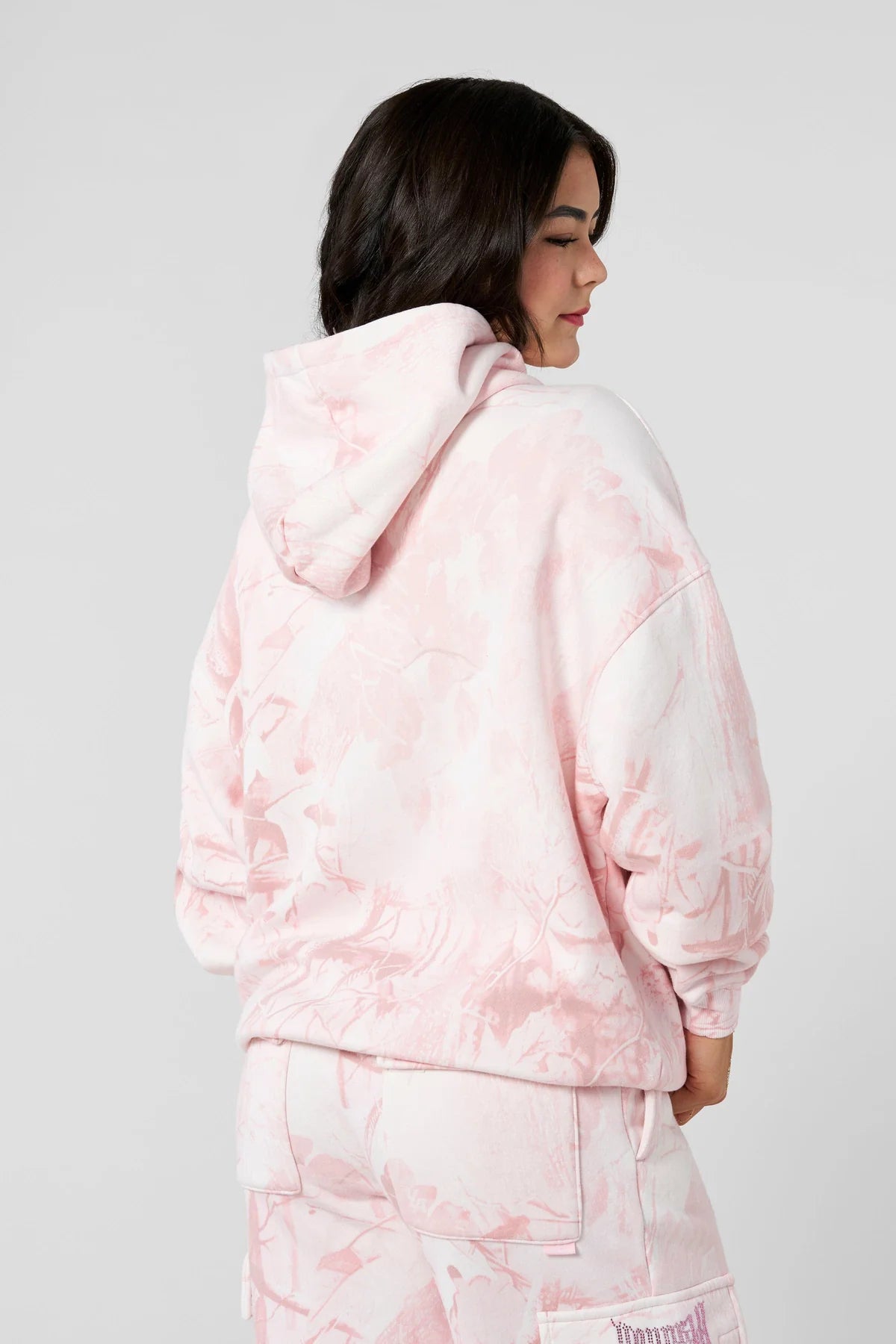 W5168 - CAMO BLING HOODIE Pink Barbed Wire Camo