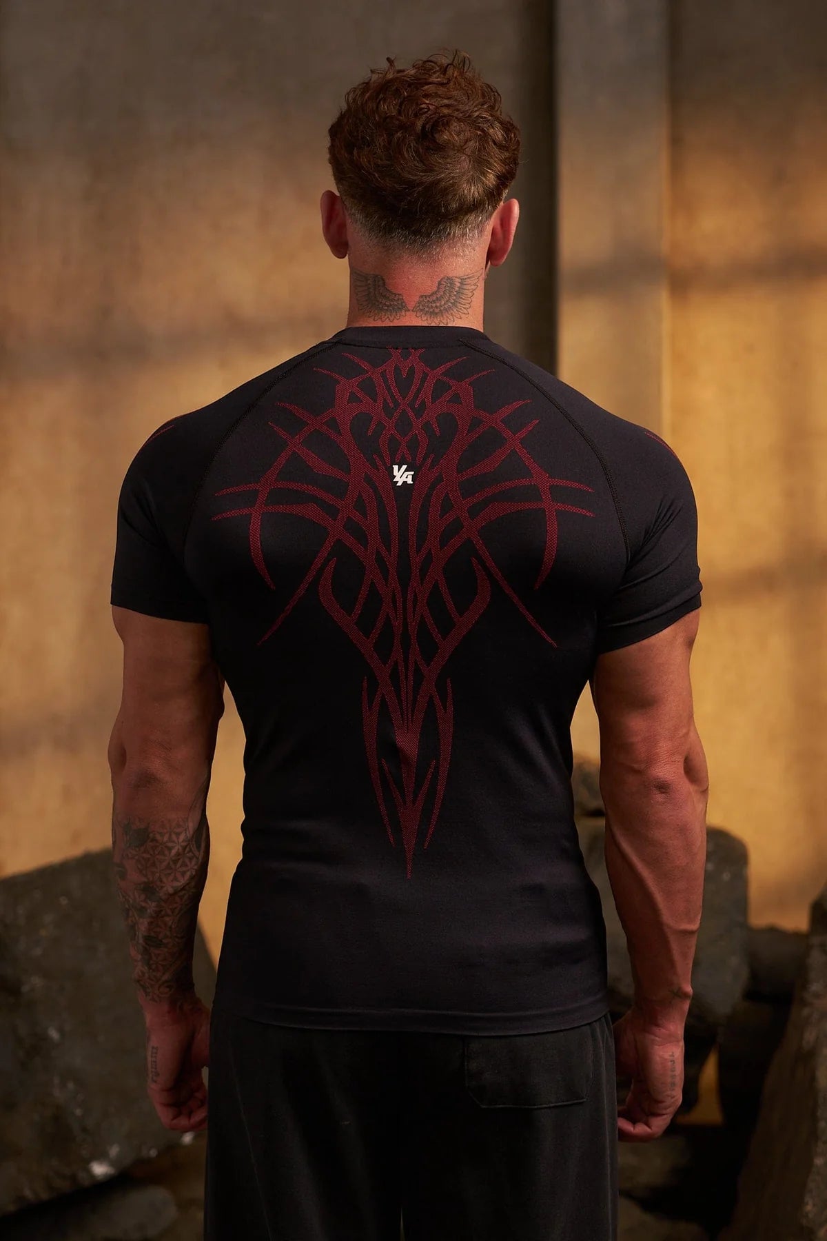 4067 - GOTHIC COMPRESSION TEES - BLACK/RED