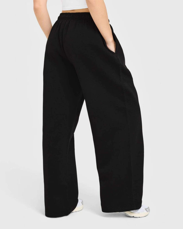 Foundations Oversized Oner Girlfriend Straight Leg Joggers - Black