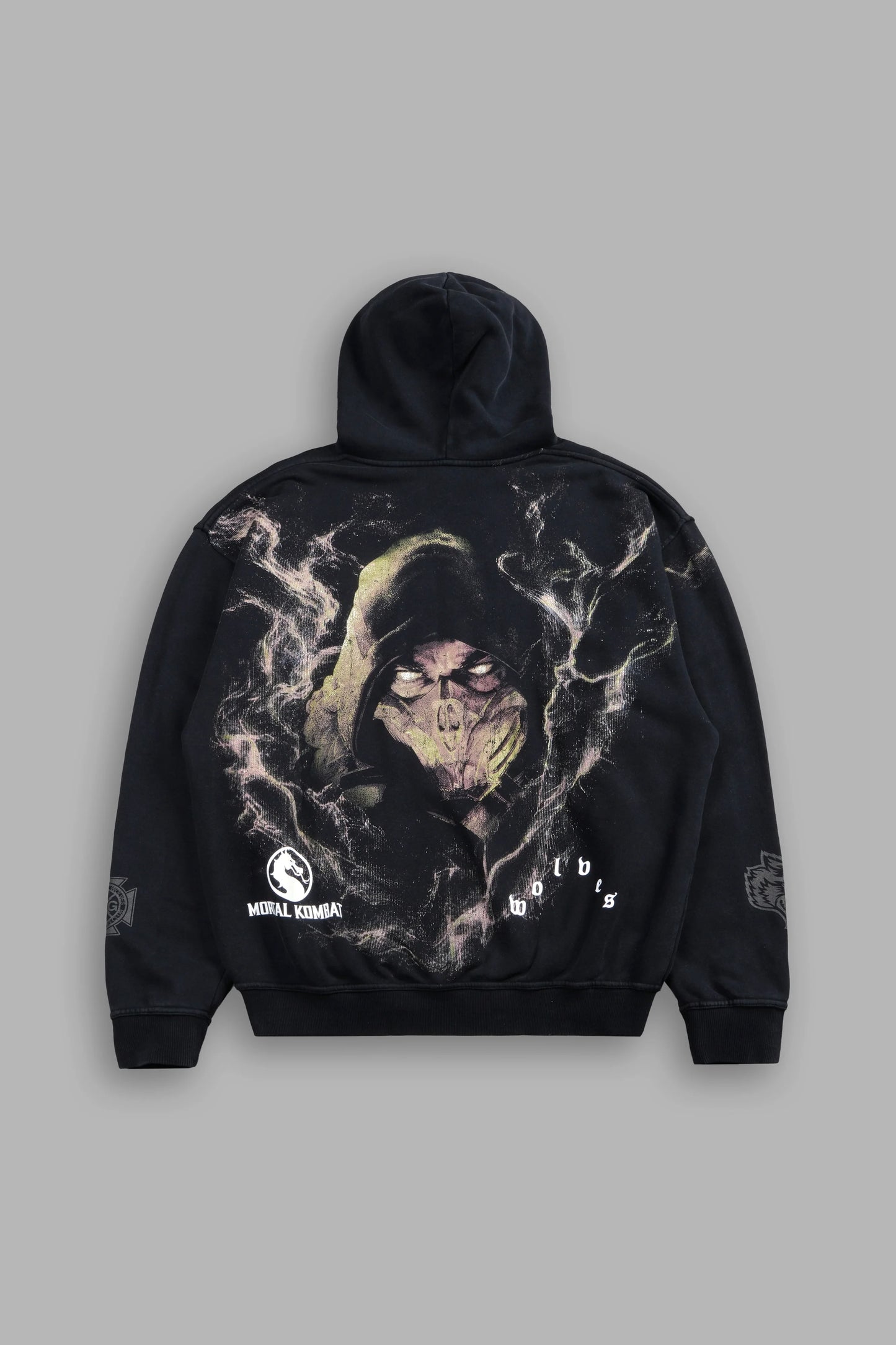 DS-0322 SCORPION FIRE PIERCE HOODIE IN BLACK