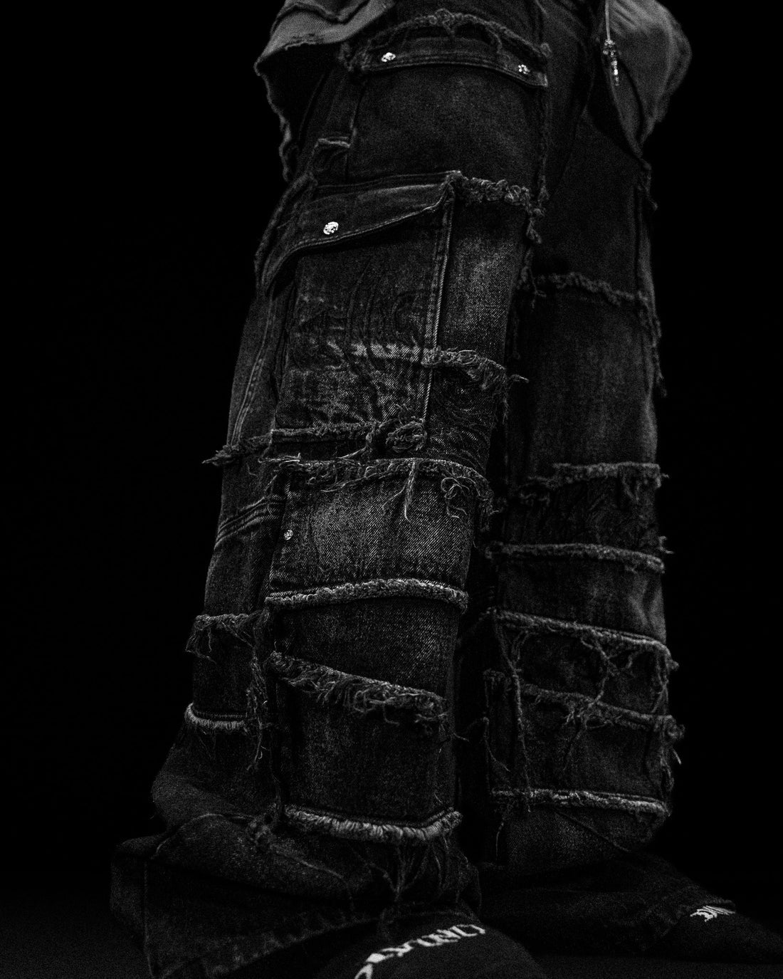 BD-0096 Oversized Distressed Denim Cargo jeans [ALLOY WASH]