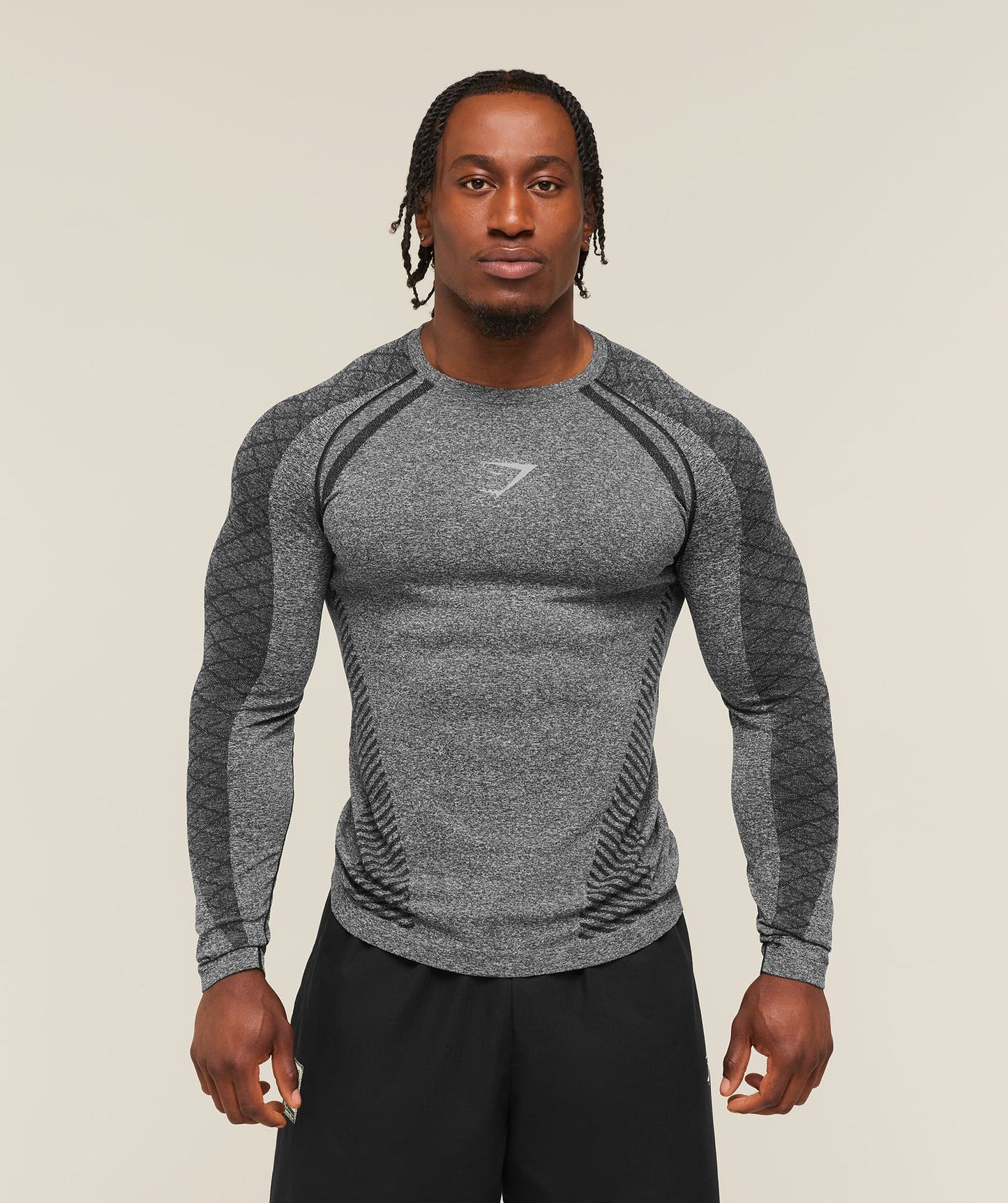 GS-0137 Devant Seamless Long Sleeve T-Shirt - Black