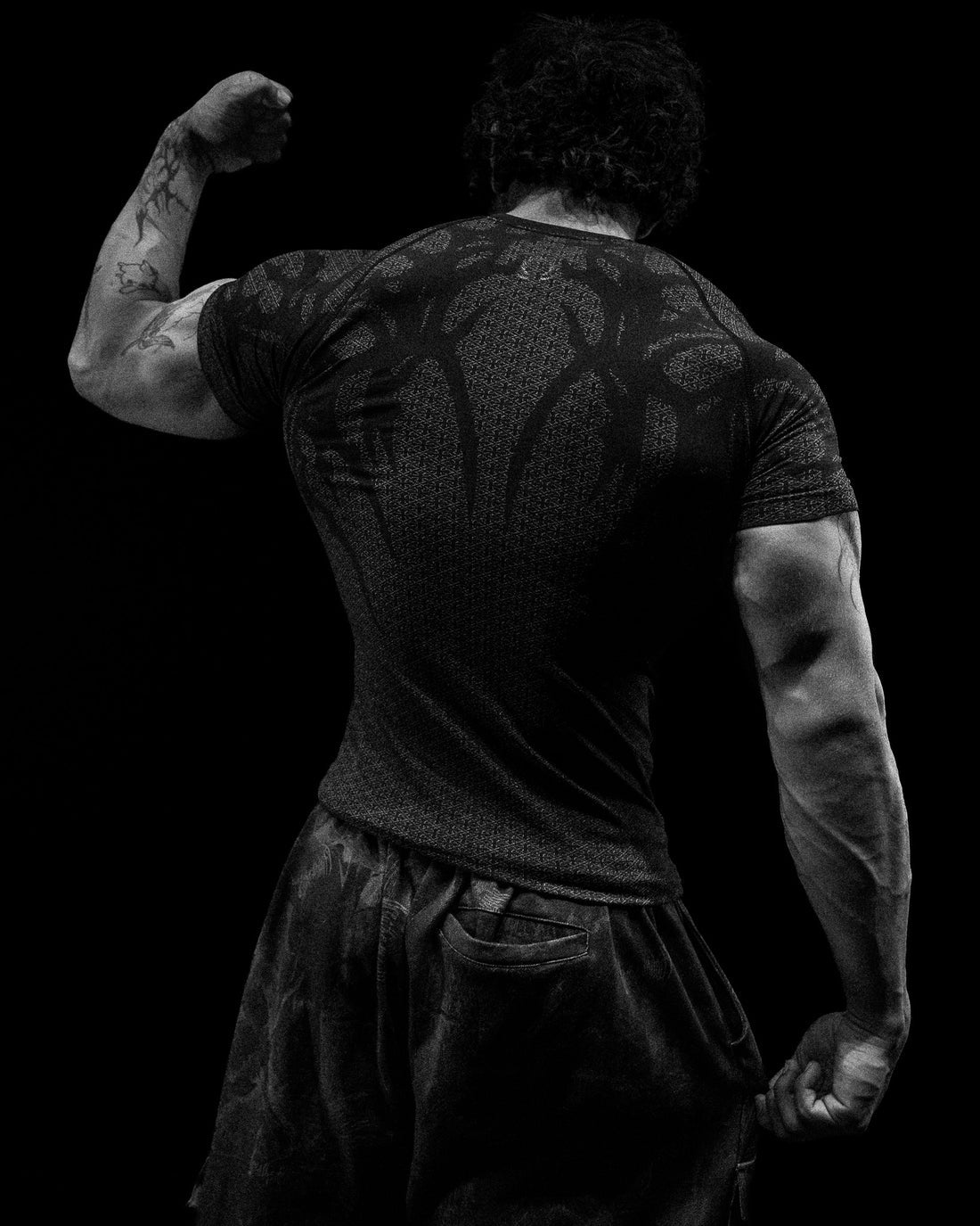 BD-0110 Doom Tech™ Armored shortsleeve Compression [MIDNIGHT]