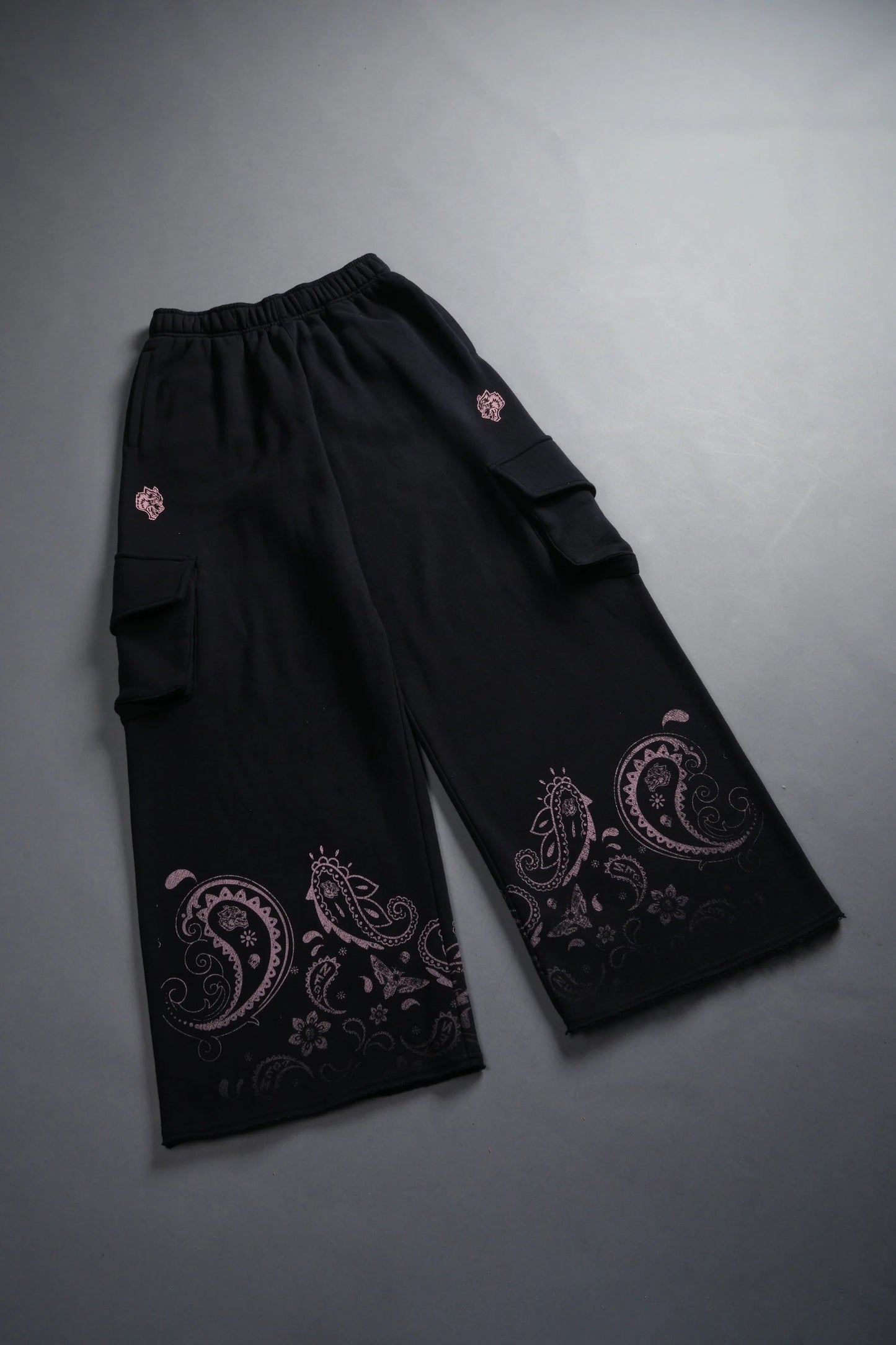 DSHE-0057 Faded Paisley Durst Cargo Sweats in Black