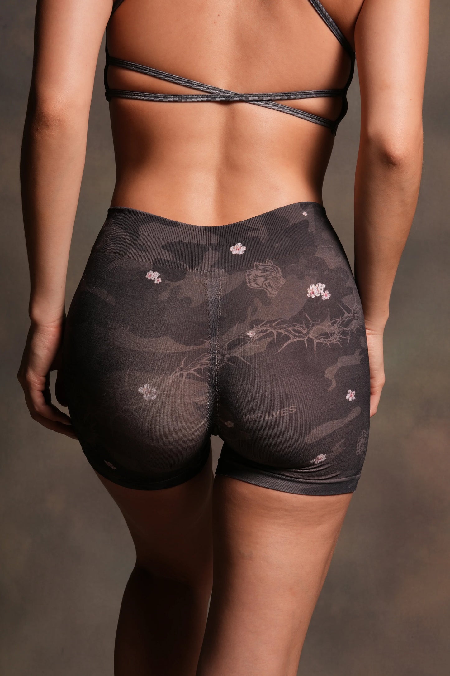 DSHE-0067 Dual Wolf Harlow Soft Seamless Shorts in Warrior In A Garden Black Camo