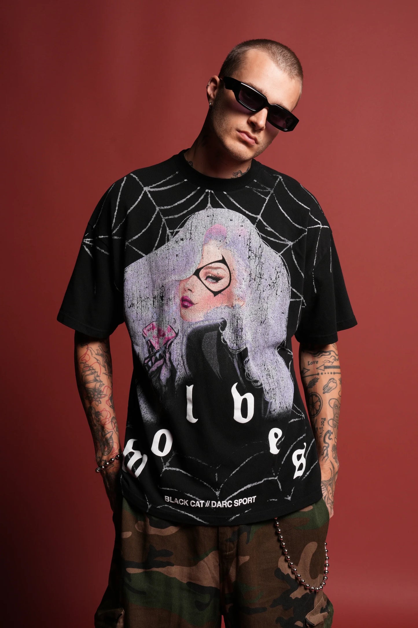 DS-0242 Cat Got Your Tongue Premium Oversized Tee in Black