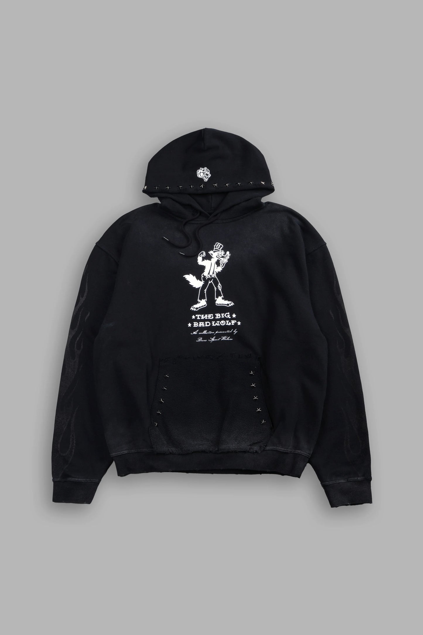 DS-0309 BIG BAD WOLF APPLIQUE GRUNGE MOATIS HOODIE IN BLACK DRIFT WASH