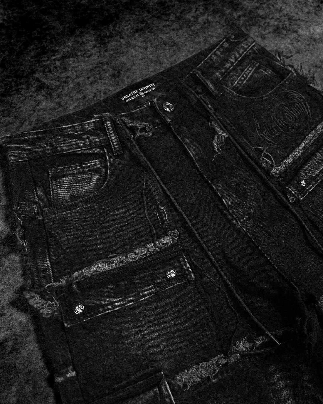 BD-0096 Oversized Distressed Denim Cargo jeans [ALLOY WASH]