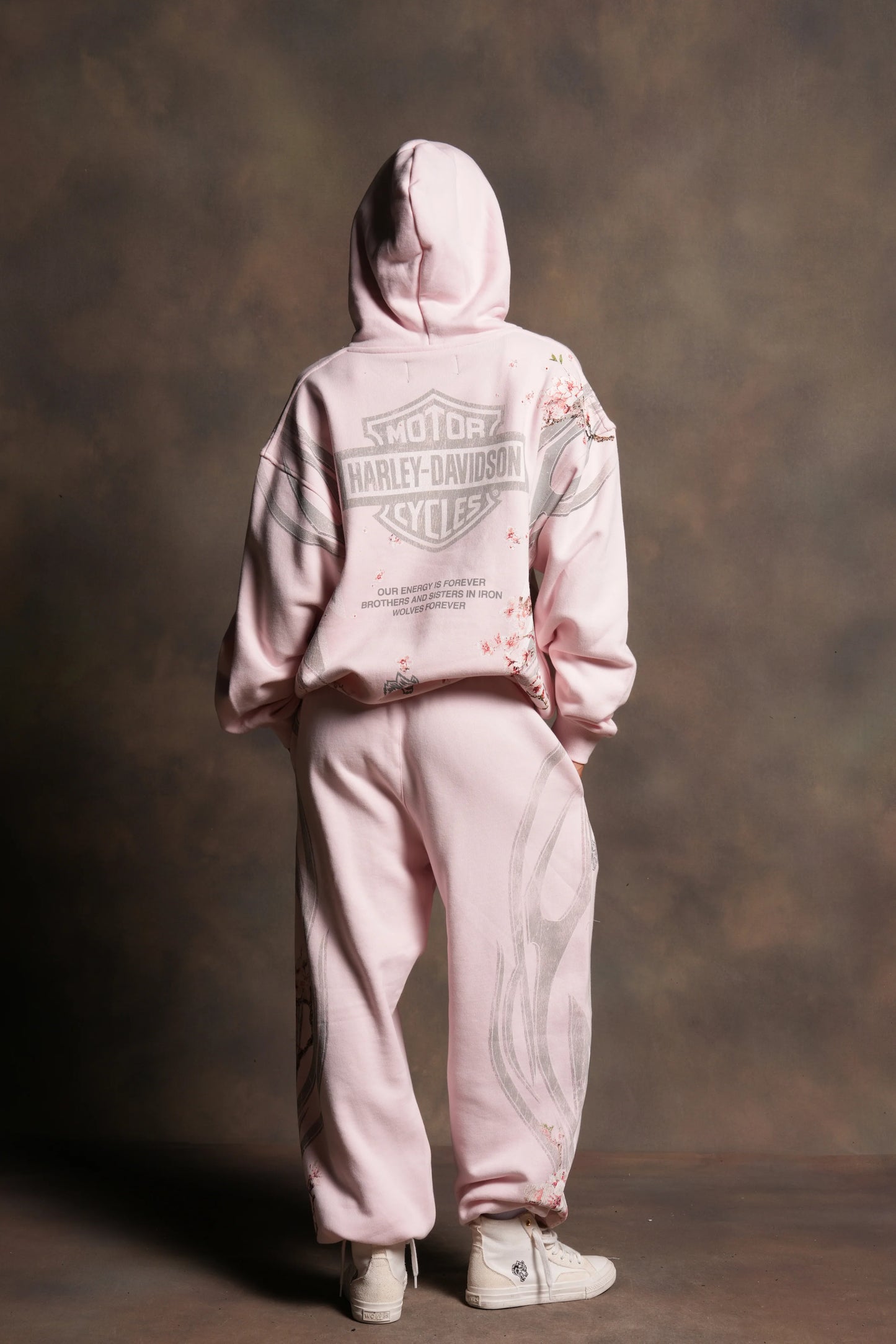 DSHE-0069 Iron Sakura Lightweight Lounger Sweat Pants in Blush Pink