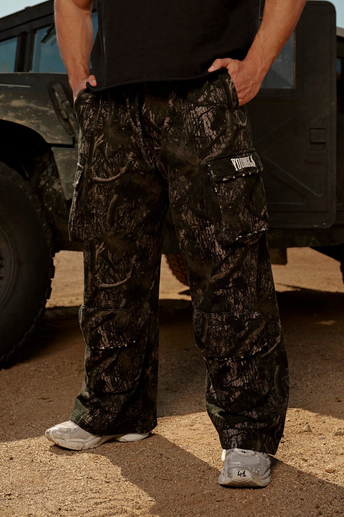 2033 - Heritage Cargo Sweats - Dark Tree Camo