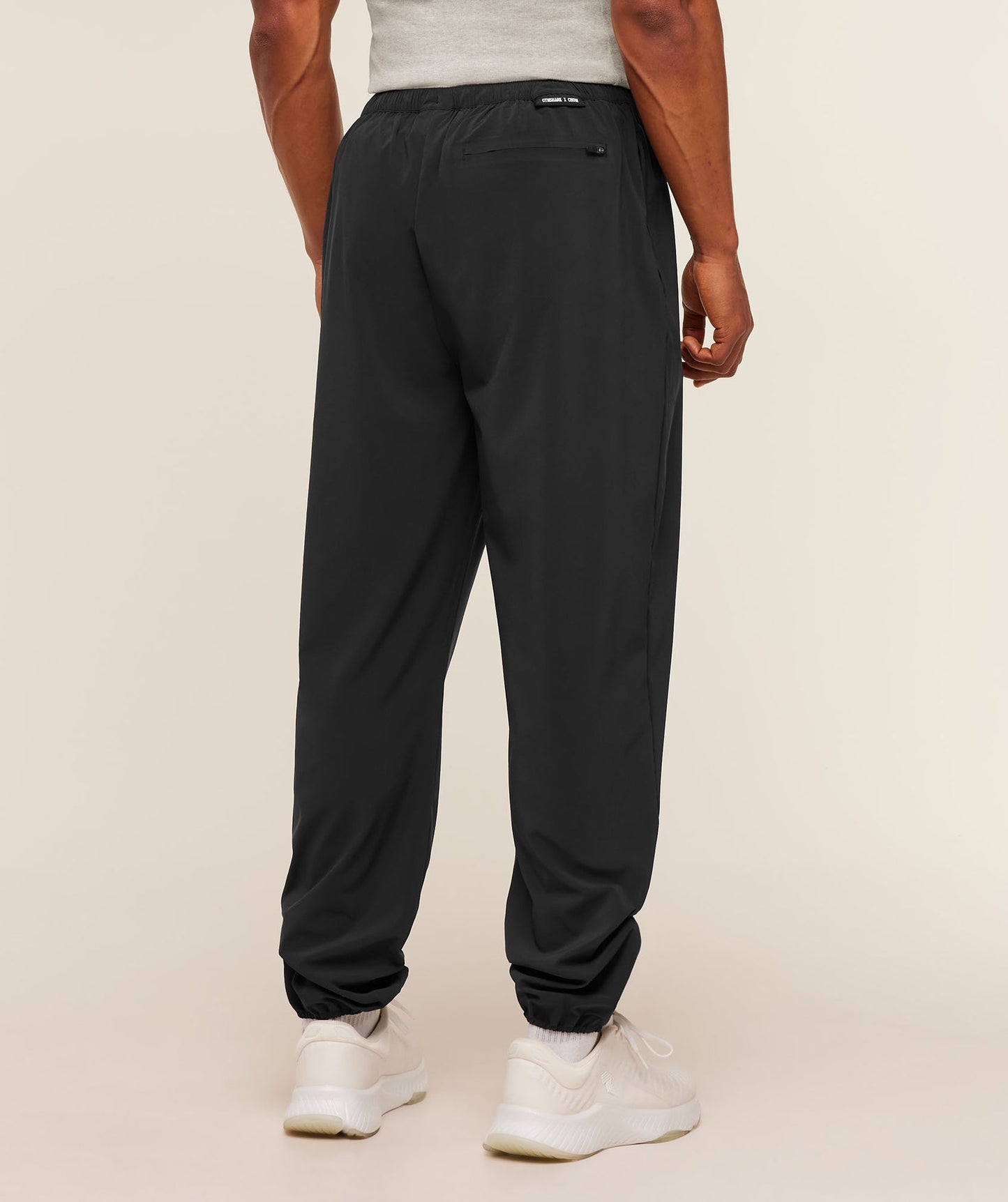 GS-0106 Gymshark x CBUM Lightweight Jogger - Black
