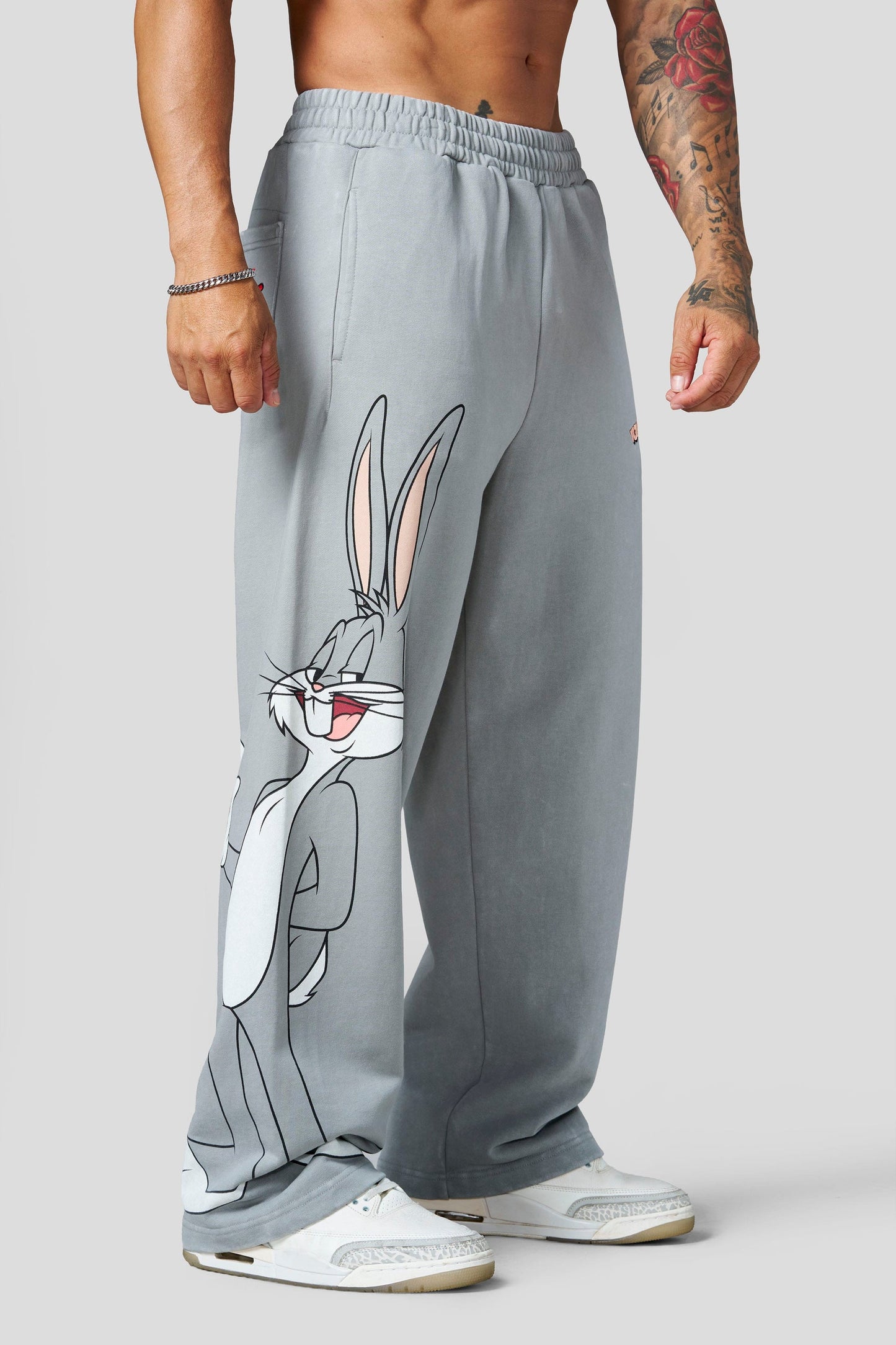 2169 - Looney Tunes Character Sweats - Bunny S