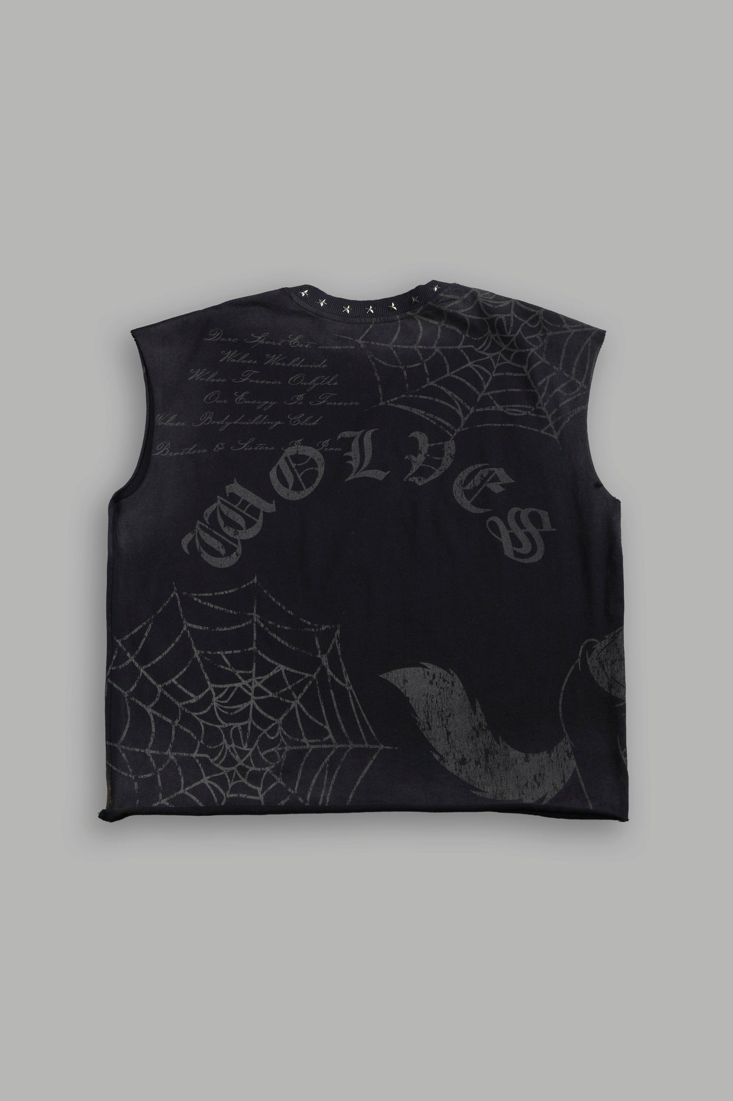 DS-0293 Big & Bad Distressed Grunge Mid Length Raw Hem Muscle Tee in Black Drift Wash