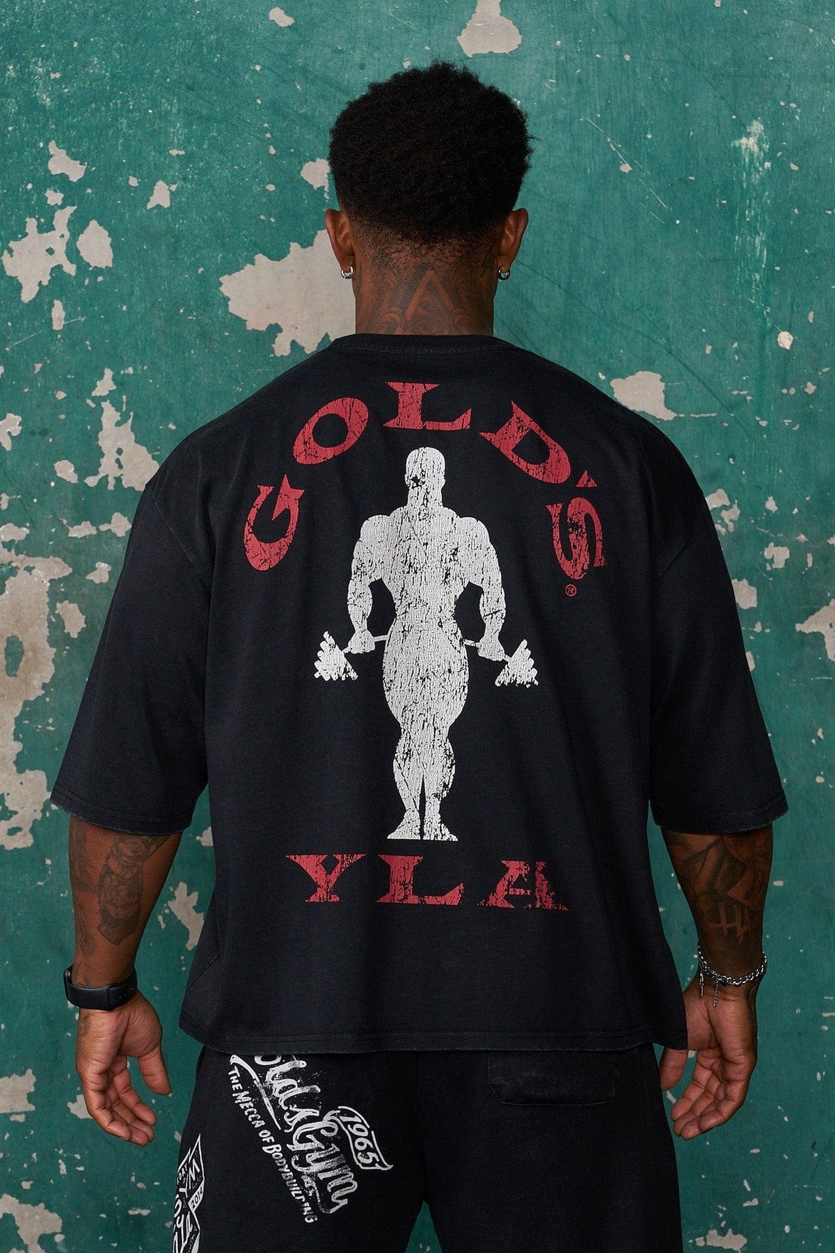 4002 - Golds Gym New Age Tee - Black