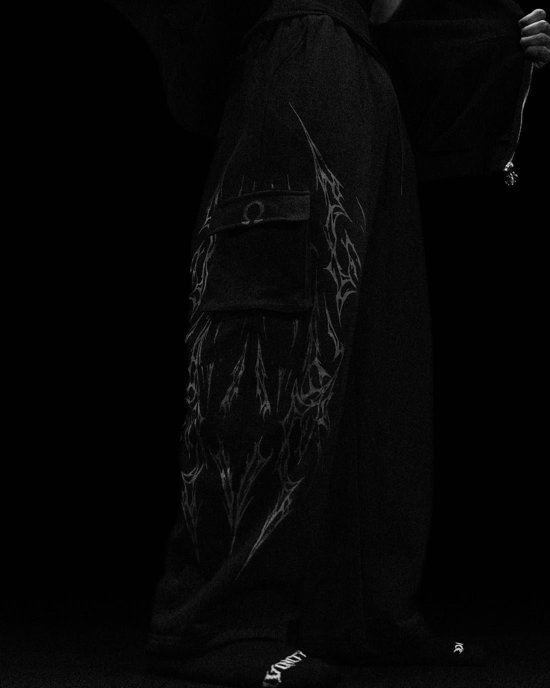 BD-0073 Gargoyle Banana Shape Cargos [VOID BLACK]