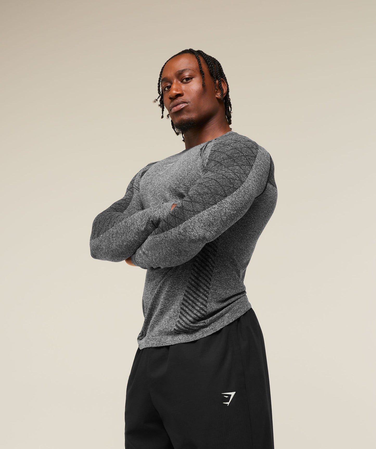 GS-0137 Devant Seamless Long Sleeve T-Shirt - Black