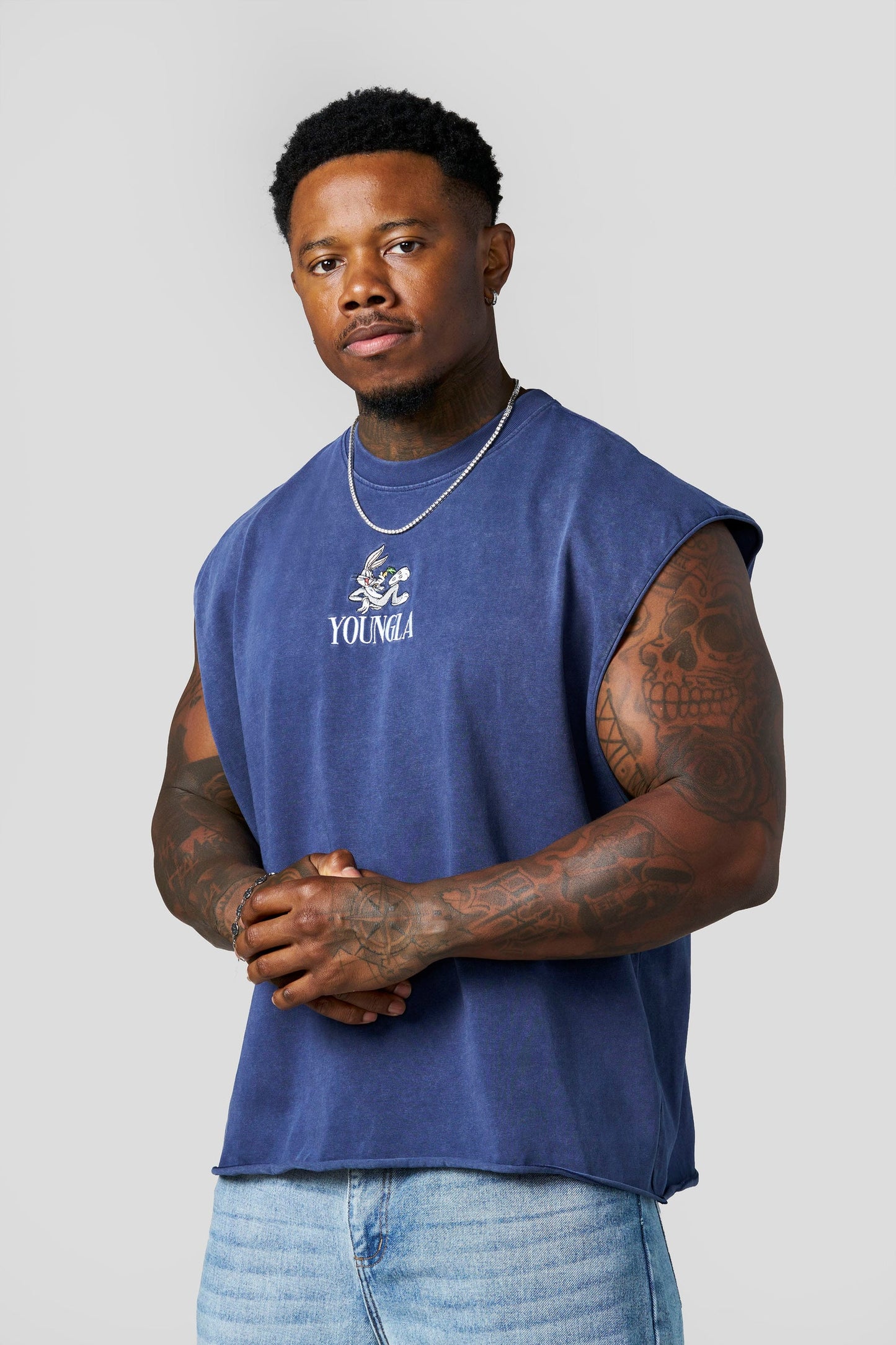 3107 - Looney Tunes Embroidered Cut-Offs - Bunny C