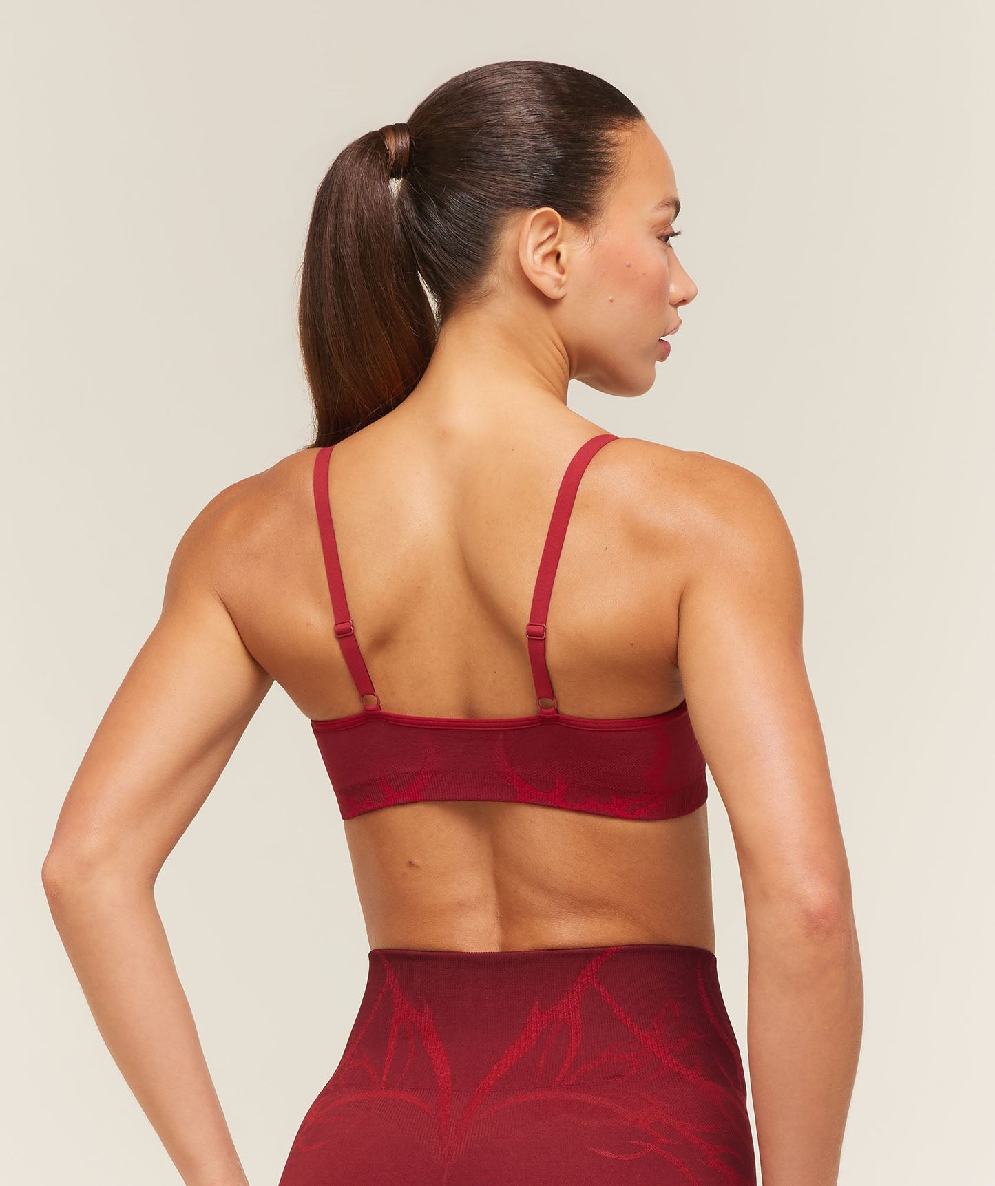 GSW-0103 Storm Seamless Sports Bra - Sets Red/Carmine Red