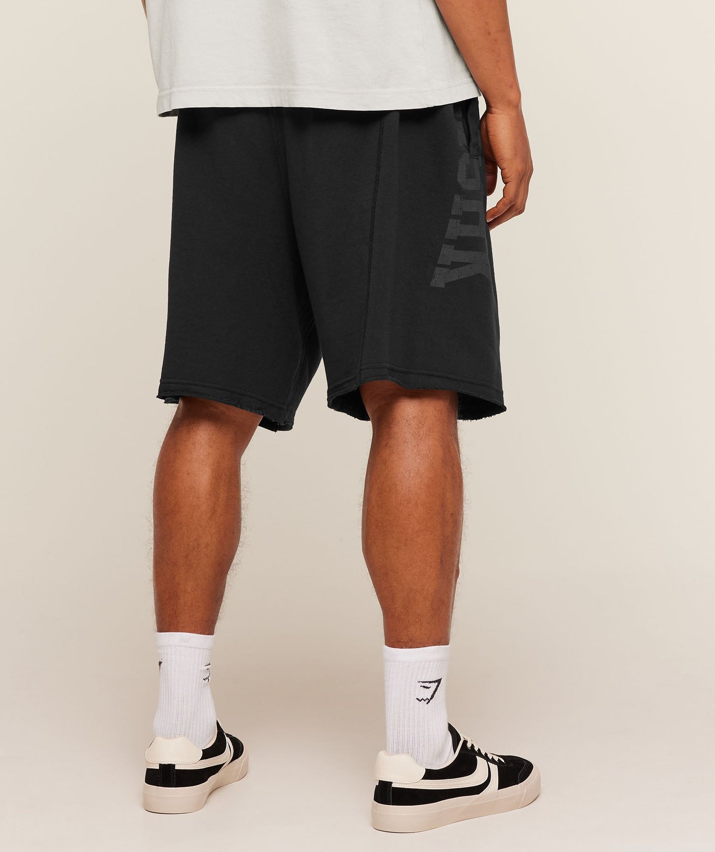 GS-0133 Accent Graphic Sweat Shorts - Black