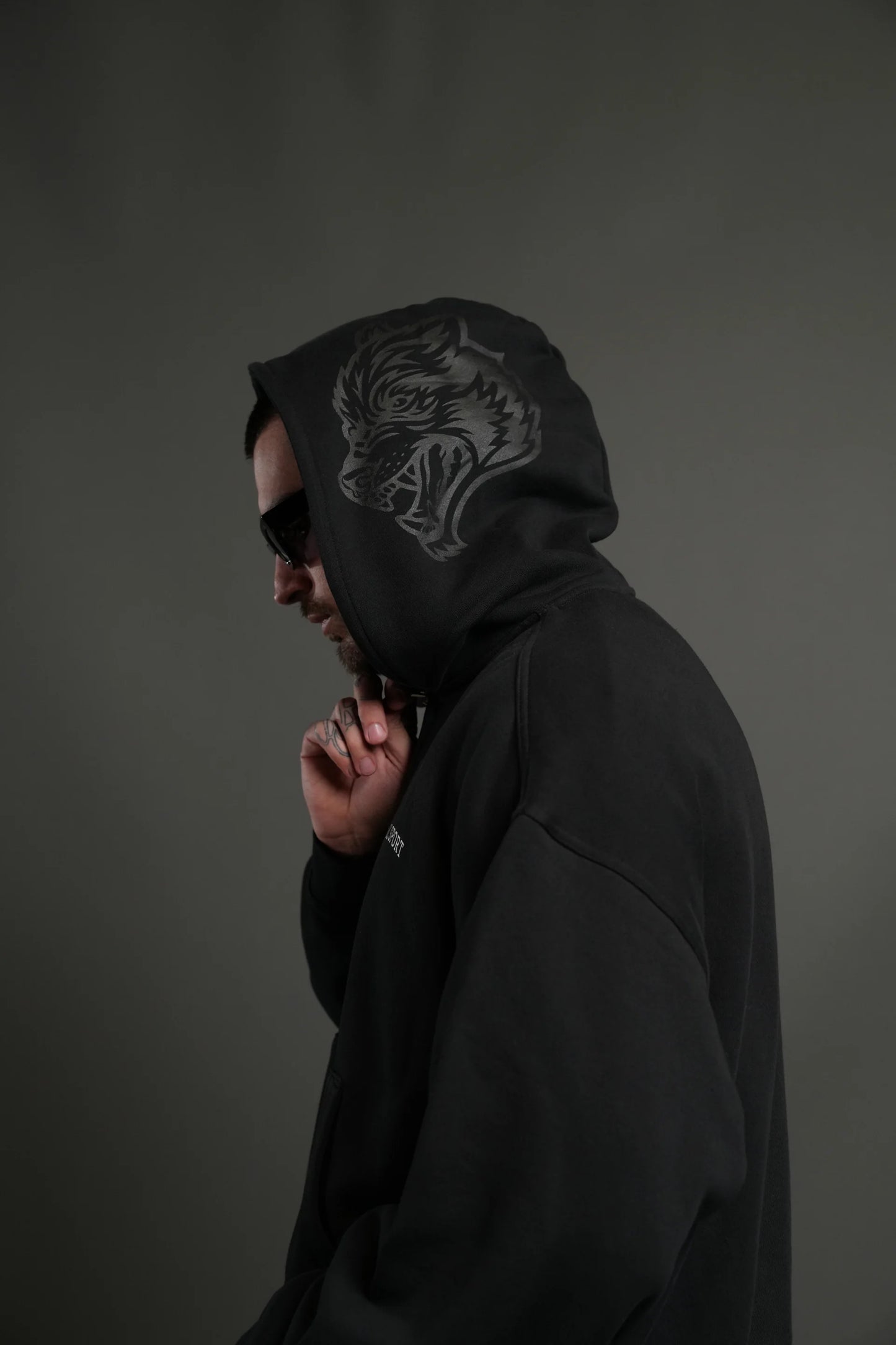 DS-0192 Inner Wolf Vex Double Zip Hoodie in Black