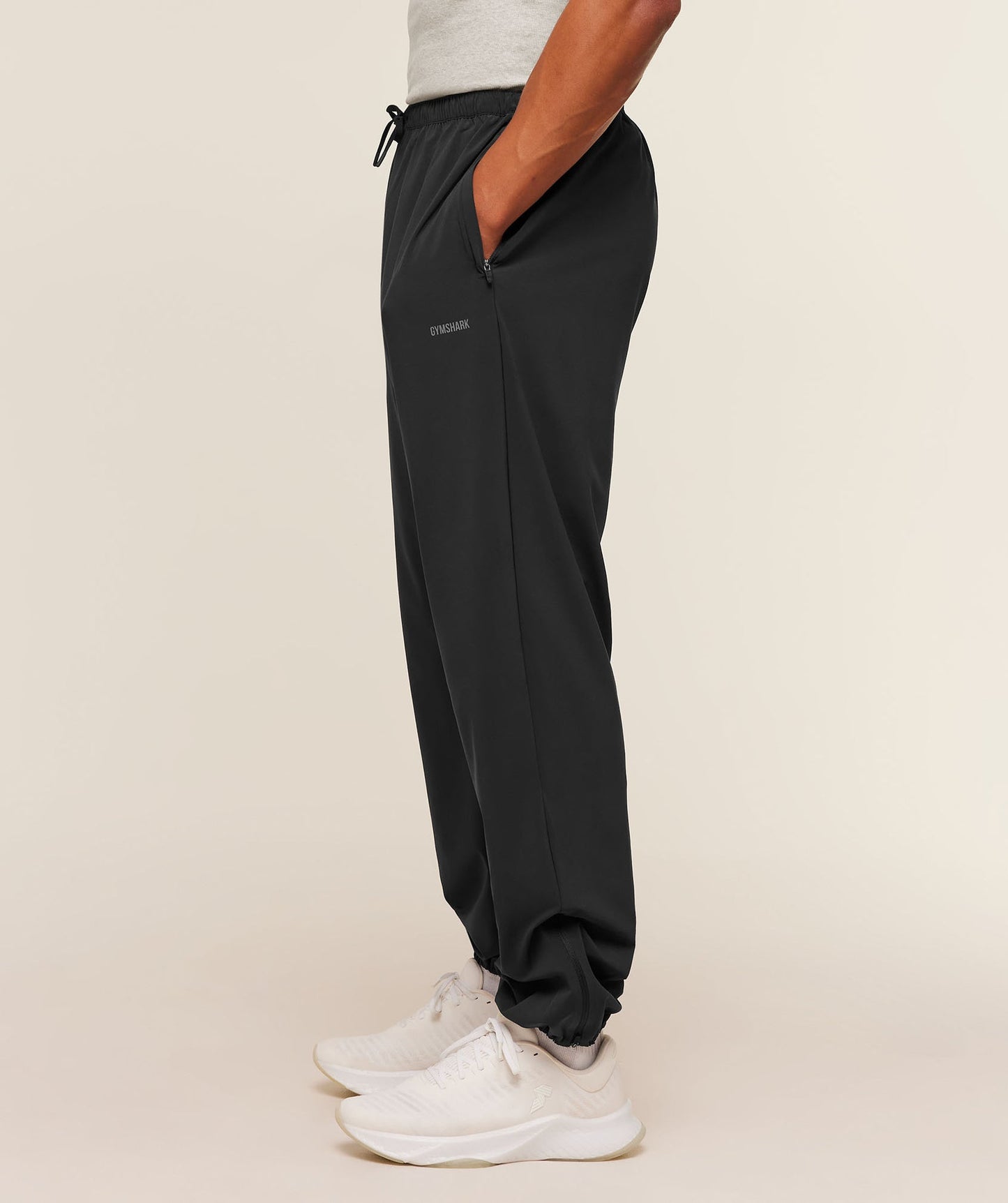 GS-0106 Gymshark x CBUM Lightweight Jogger - Black