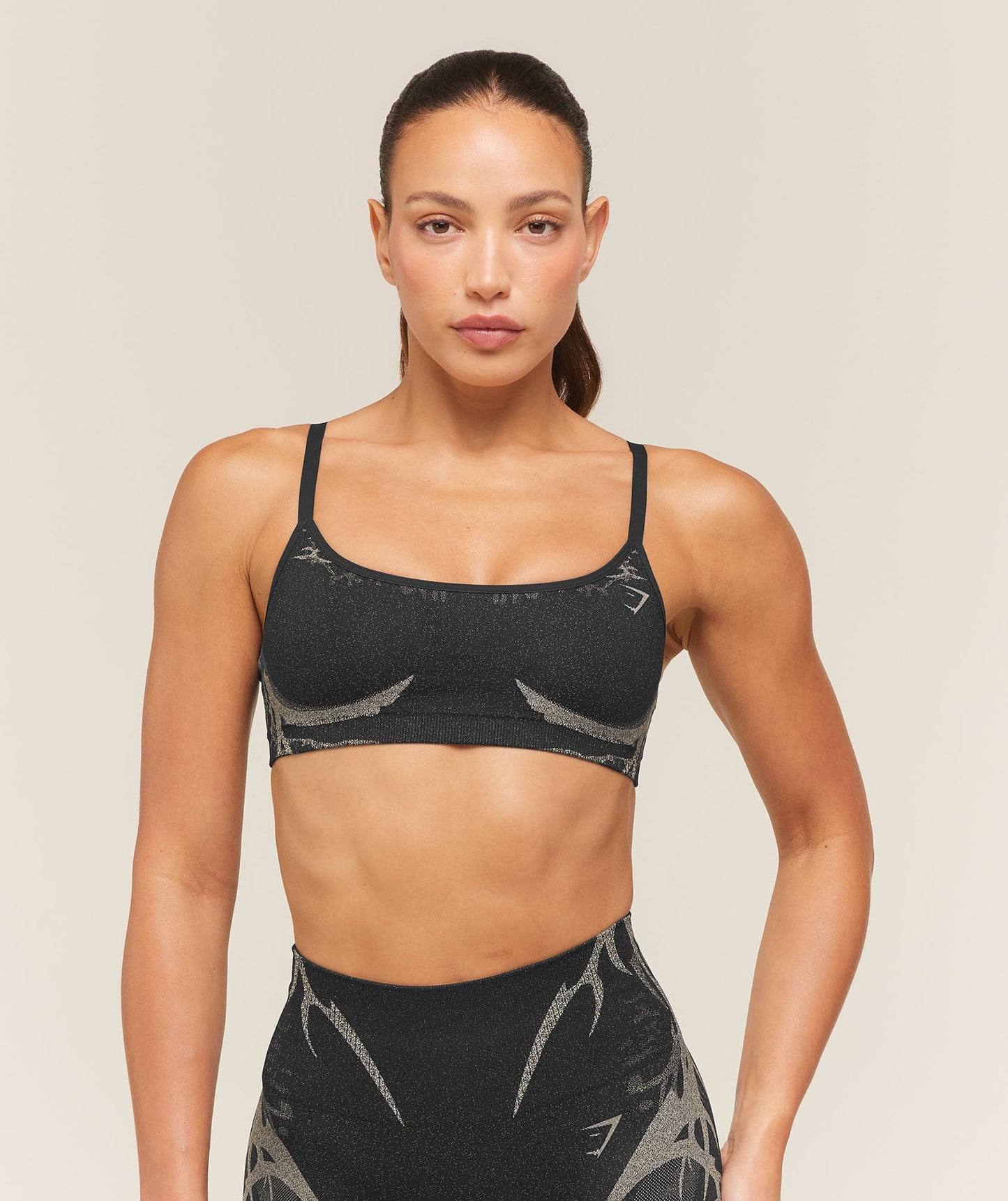 GSW-0103 Storm Seamless Sports Bra - Black/Tinted White