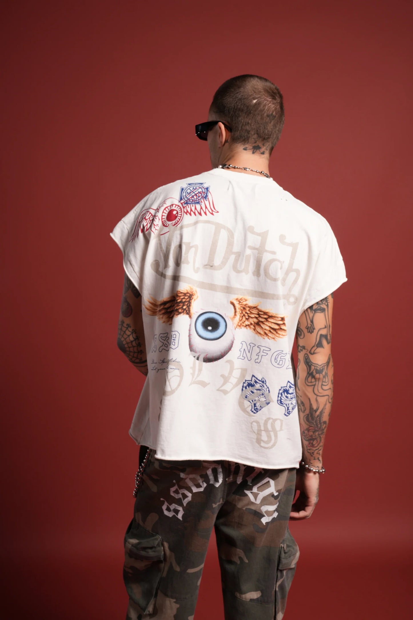 DS/VD-0079 DSVD NFGU Distressed Grunge Cut-Off Mid-Length Raw Hem Tee in Cream