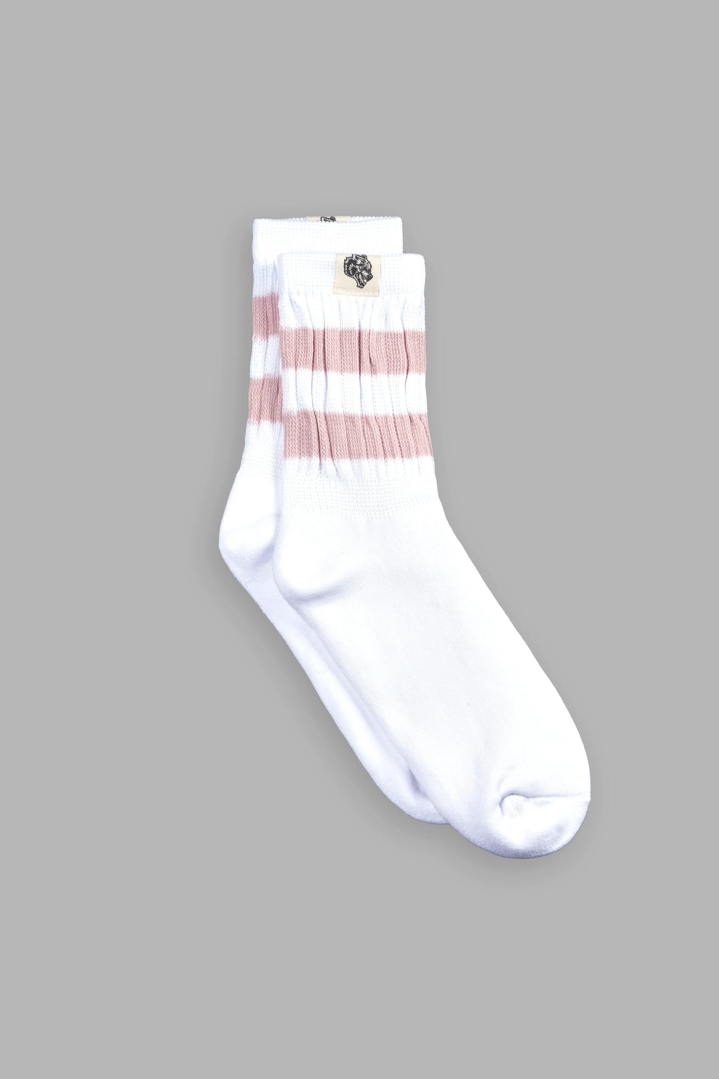 DSA-0018 WOLF PATCH V2 2 STRIPE COMFY SOCKS IN WHITE/CHERRY BLOSSOM