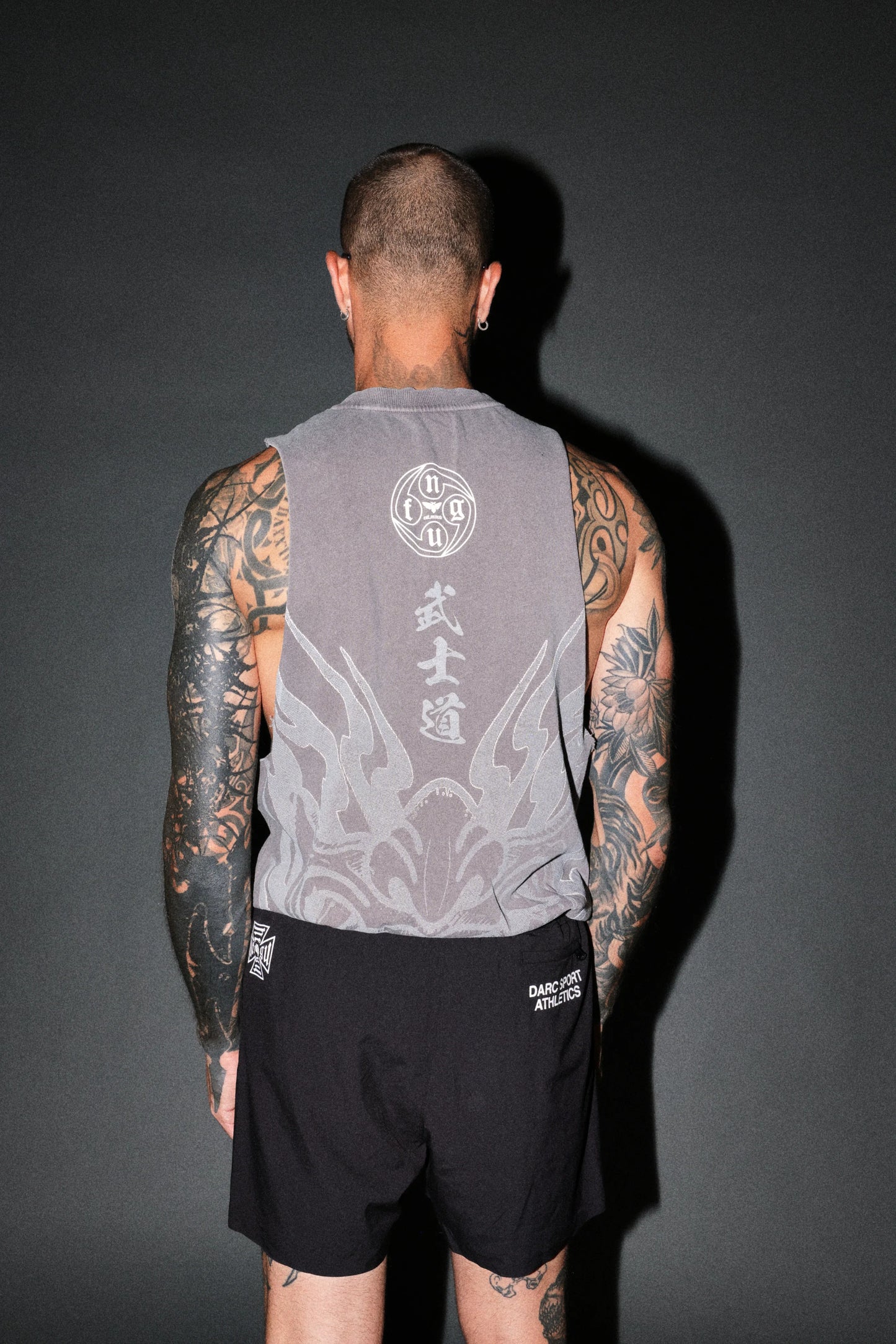 DS-0316 HALF MASK TOMMY MUSCLE TEE IN SLATE GRAY