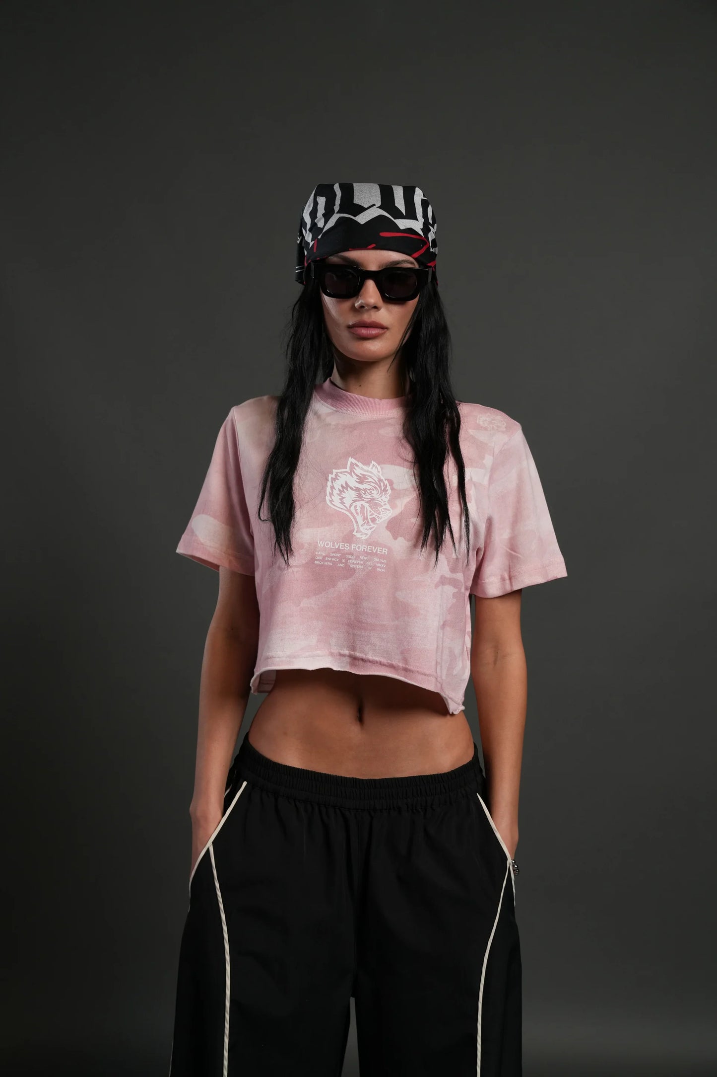 DSHE-0052 Wolves Have Your Back Premium Oversized Cropped Tee in Blush Vintage Woodland Camo