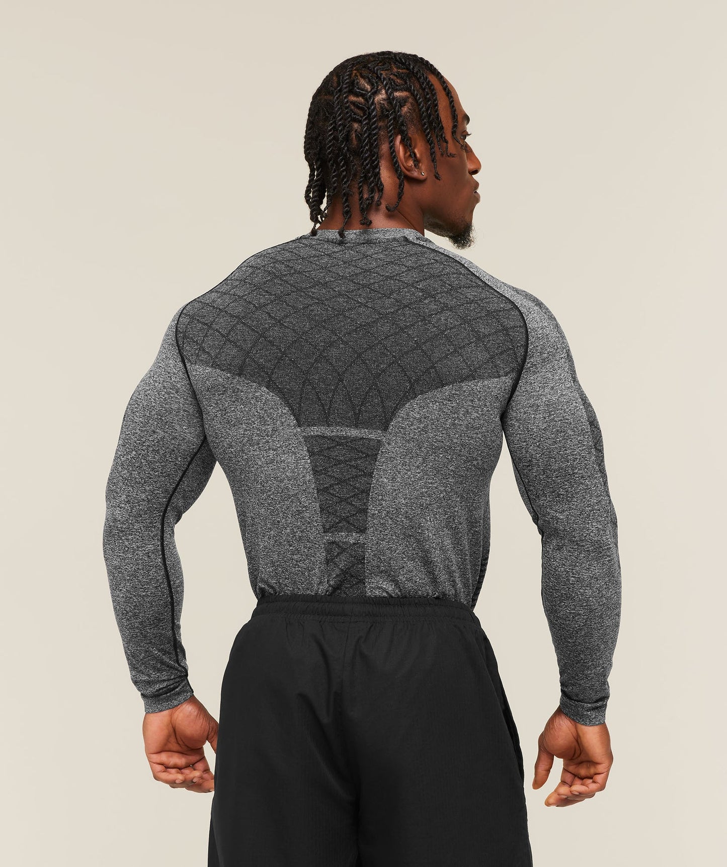 GS-0137 Devant Seamless Long Sleeve T-Shirt - Black