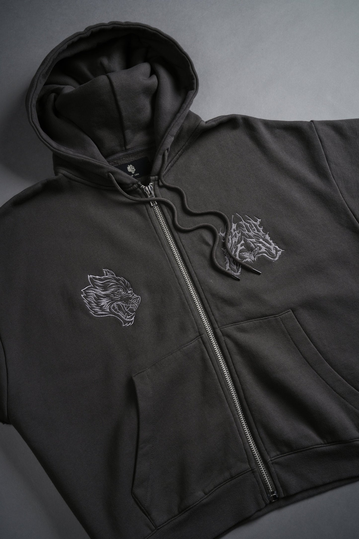 DS-0193 SSDDNFGU Moth Creed Cap Zip Hoodie in Wolf Gray