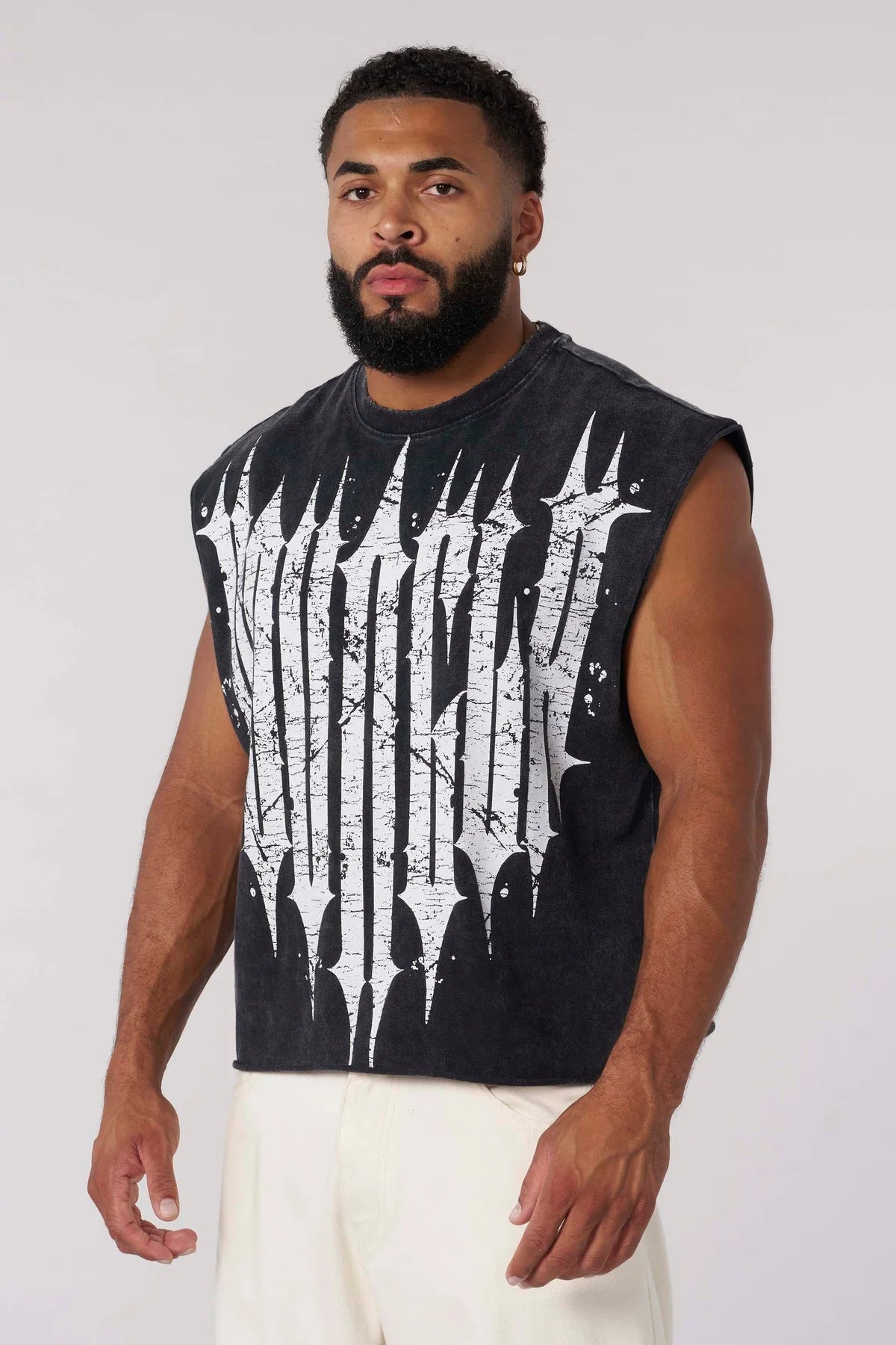 3021 - REVENGE CROP CUT-OFFS - BLACK WASH