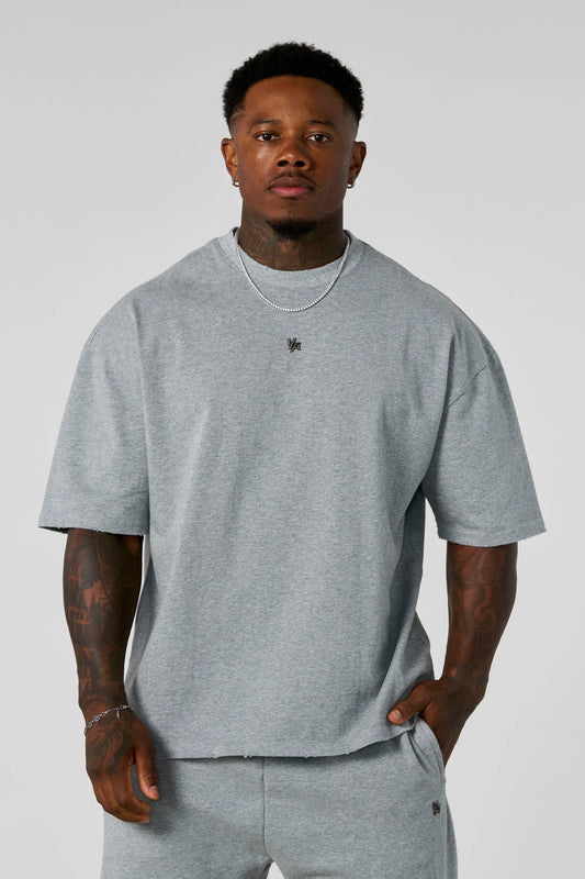 4153 - ELEVATED ESSENTIALS - RELAXED TEE - HEATHER GREY