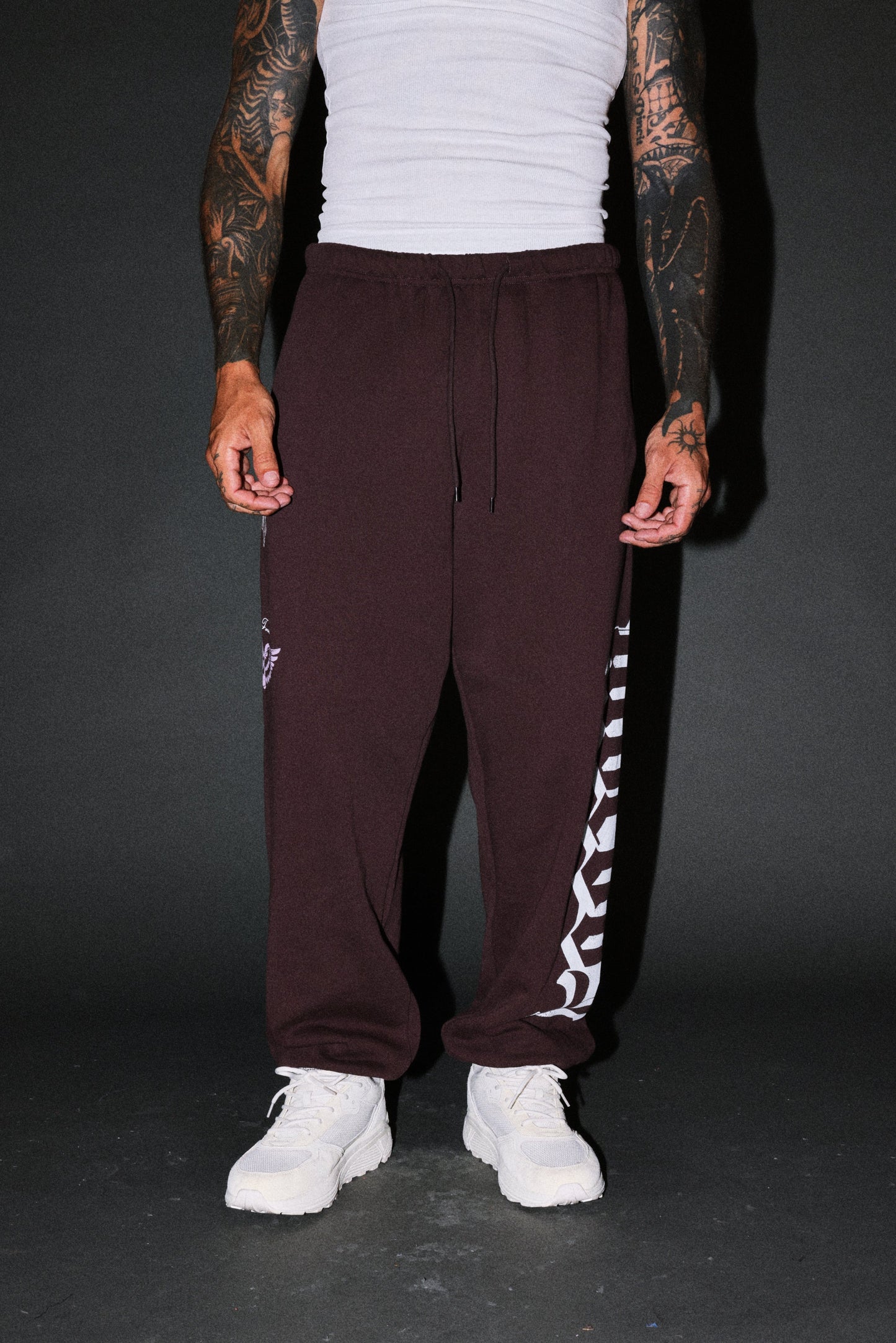 DS-0302 FREE WILL V2 LIGHTWEIGHT LOUNGER SWEAT PANTS IN DARC GARNET