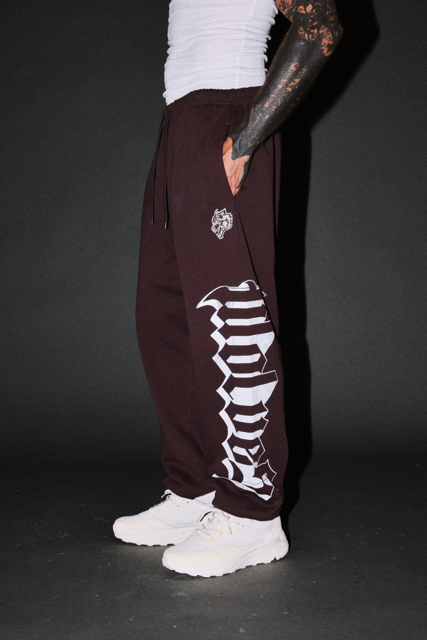 DS-0302 FREE WILL V2 LIGHTWEIGHT LOUNGER SWEAT PANTS IN DARC GARNET